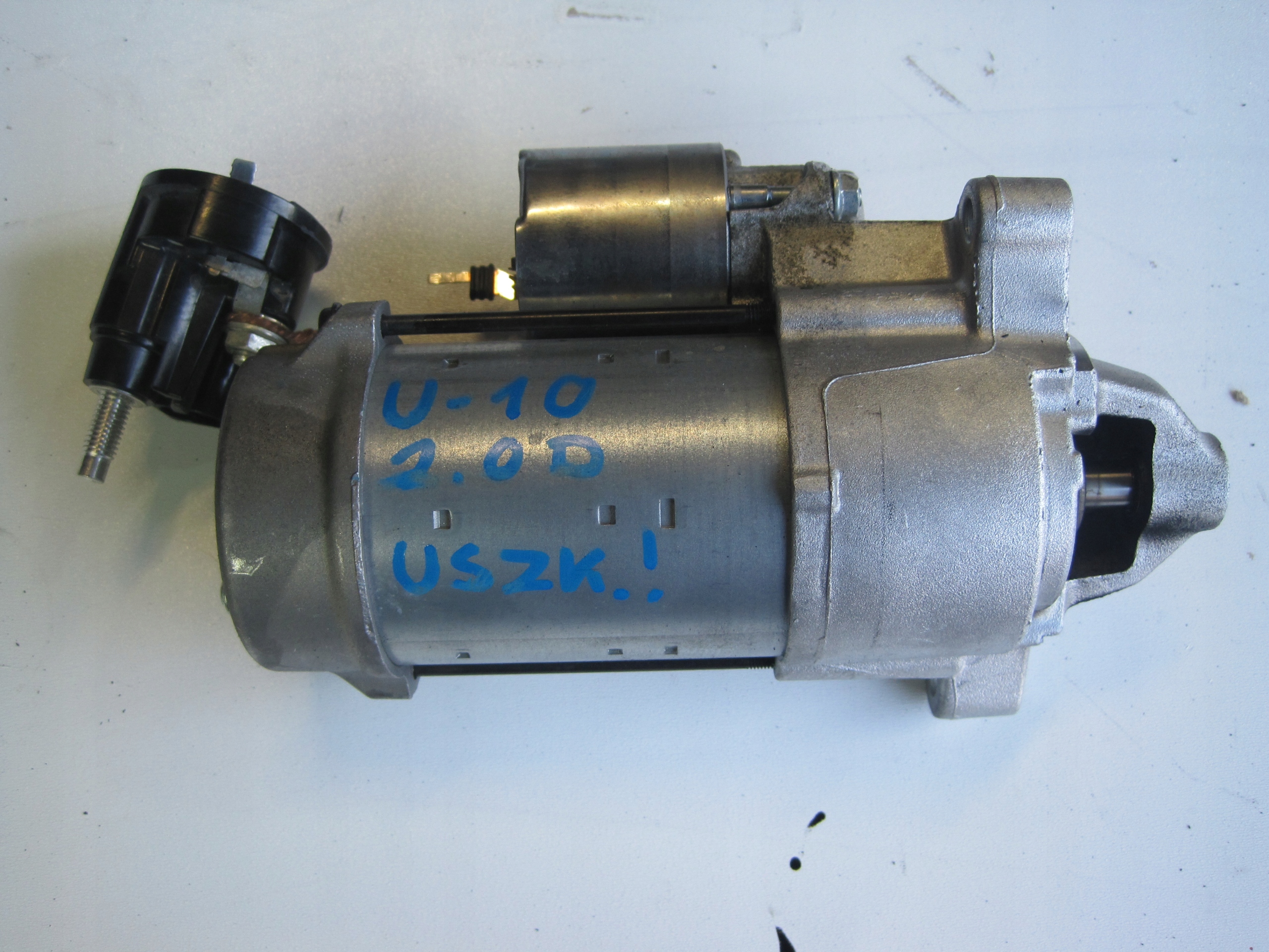 startér BMW X2 U10 2,0D 9454625