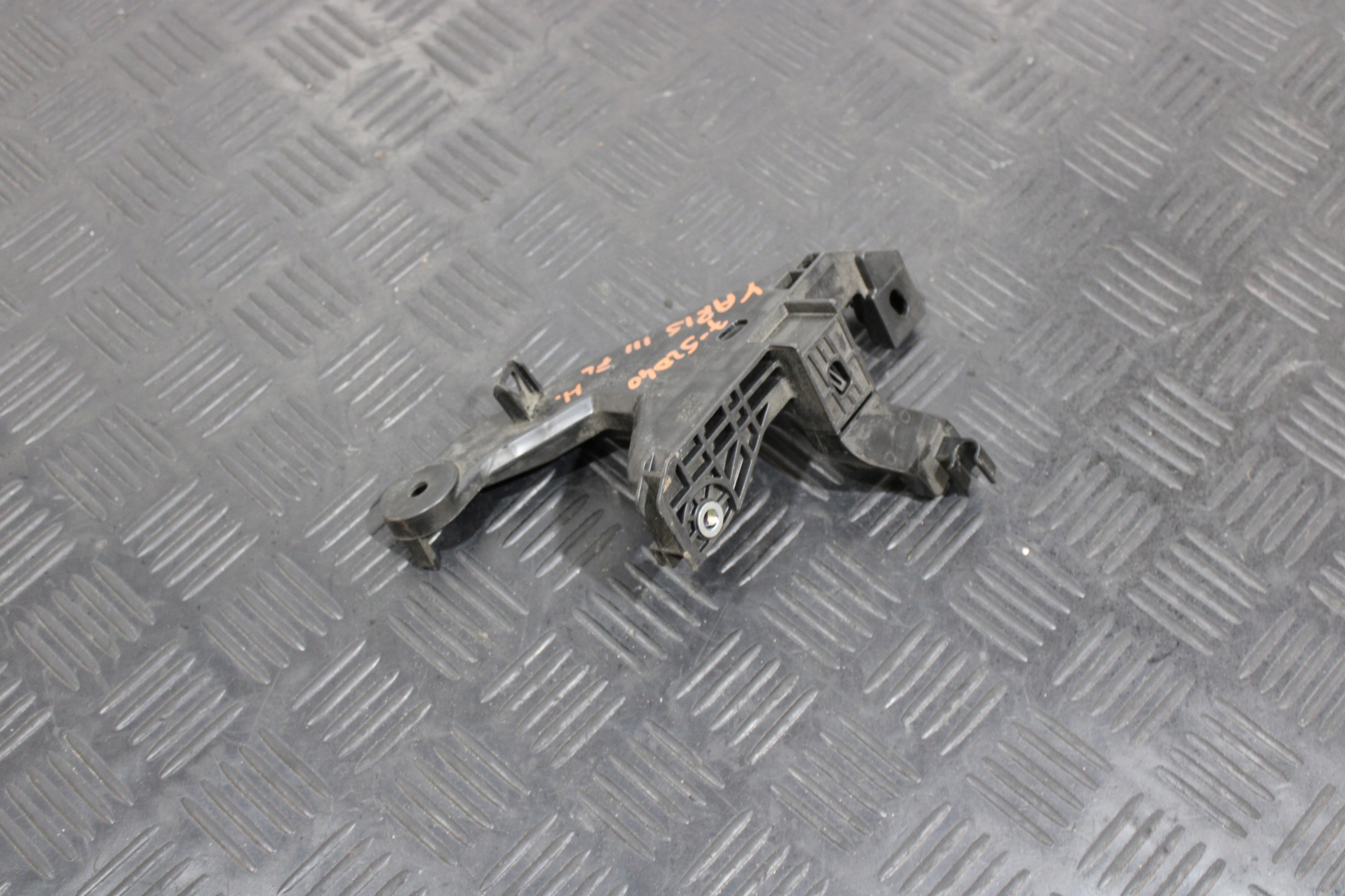 Poignée Support plaque Support 7-52D40 TOYOTA YARIS III 3 LIFT