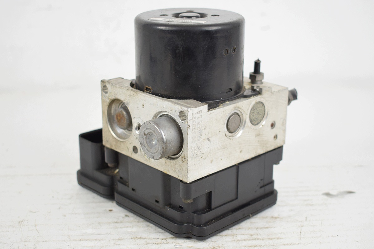 Pompa ABS * MERCEDES C-KLASA W204 A1724314212