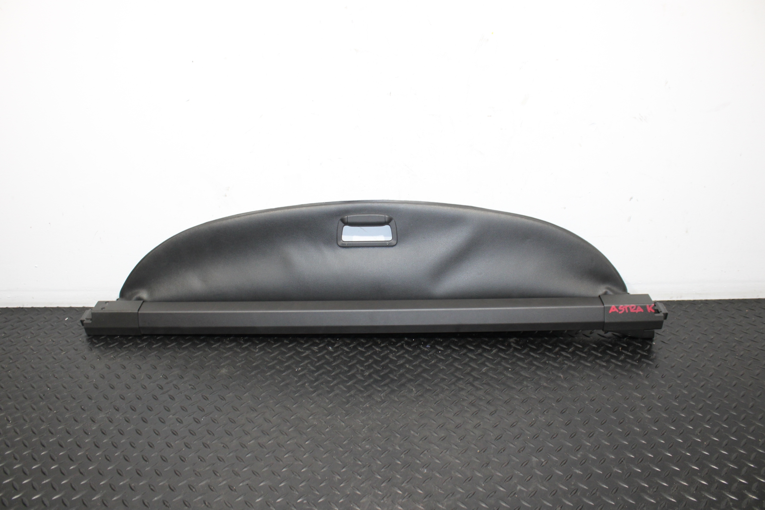 blinds boot OPEL ASTRA K V 5