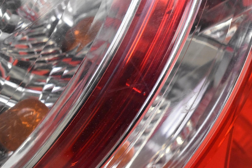 light left rear part rear SUBARU LEGACY 4 IV KOMBI 06-09