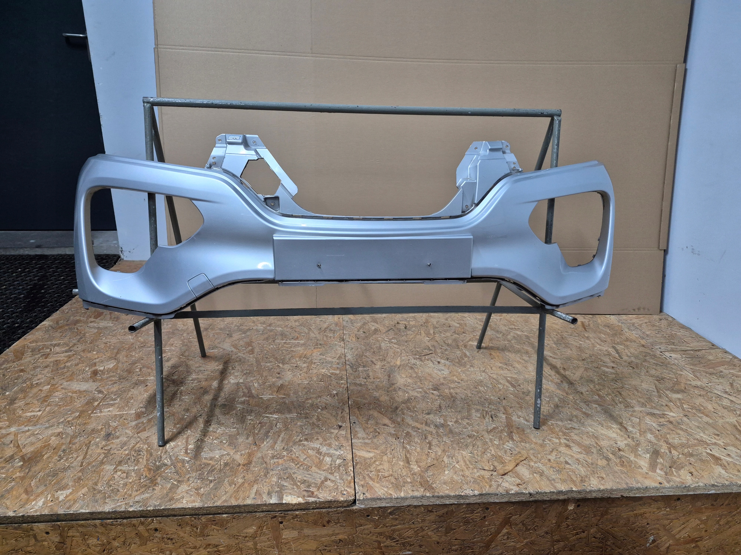 DACIA SPRING ZDERZAK PRZEDNI PRZÓD