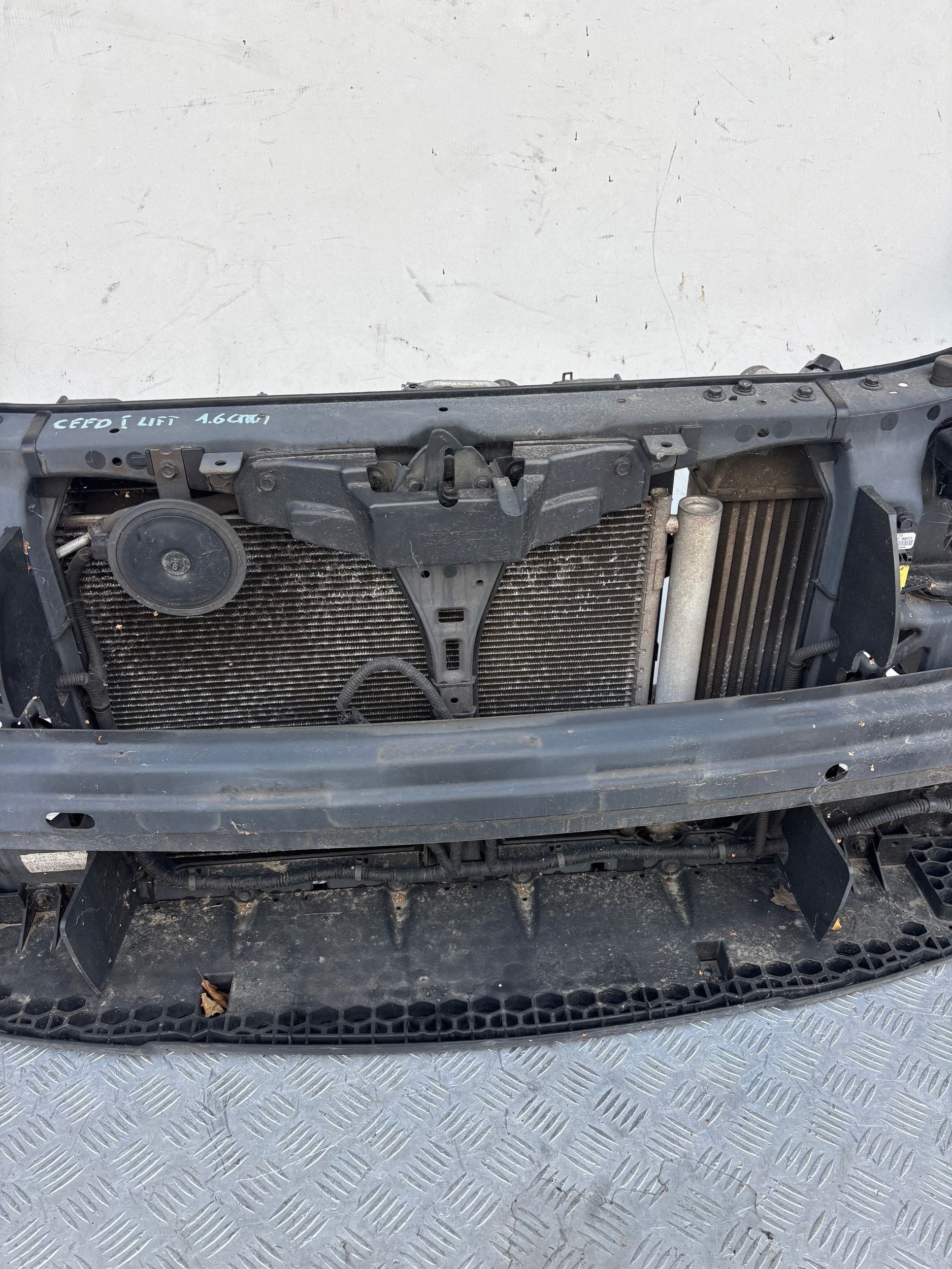 support panel for radiators Z CHLODNICAMI KIA CEED and LIFT 1.6 CRDI
