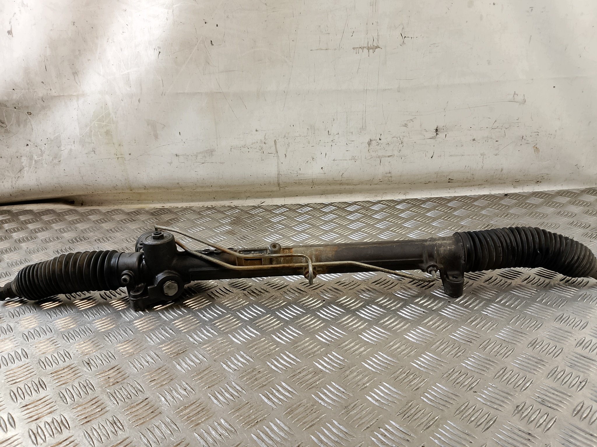 Boîter direction Boîter direction VW PASSAT B5 3B1422071P 8D1422105