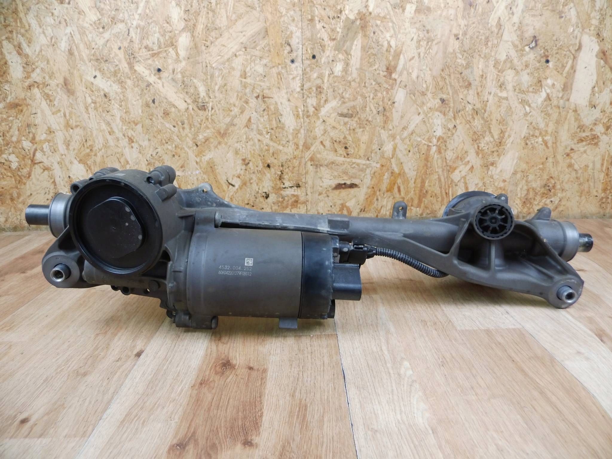 Cupra Formentor Boîter direction Moulage Boîter direction 5WB423054N