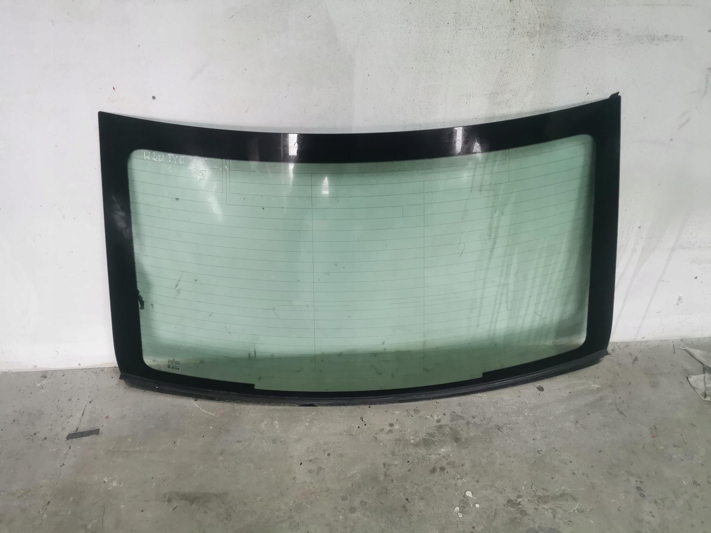 window bodywork heated rear MERCEDES E-class W212 sedan 09-16
