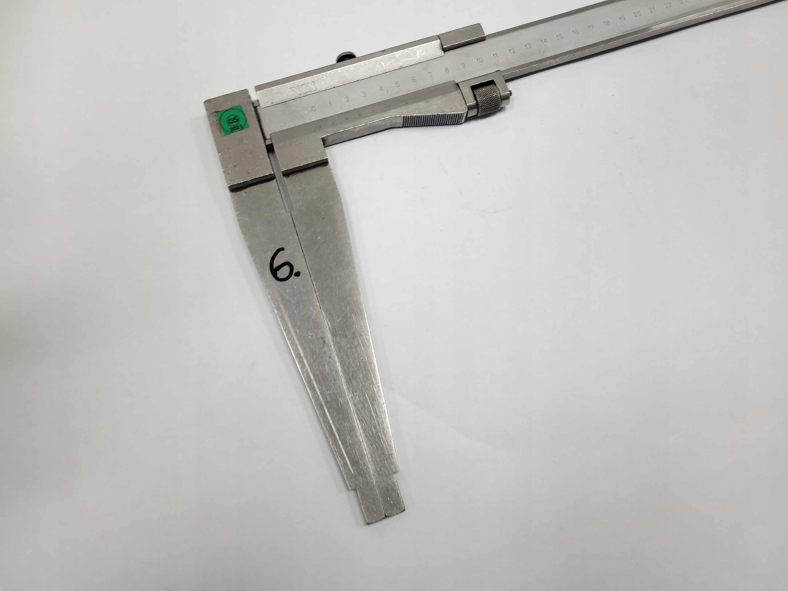 Suwmiarka 650 VIS 0,05mm EAN (GTIN) 5905815035115