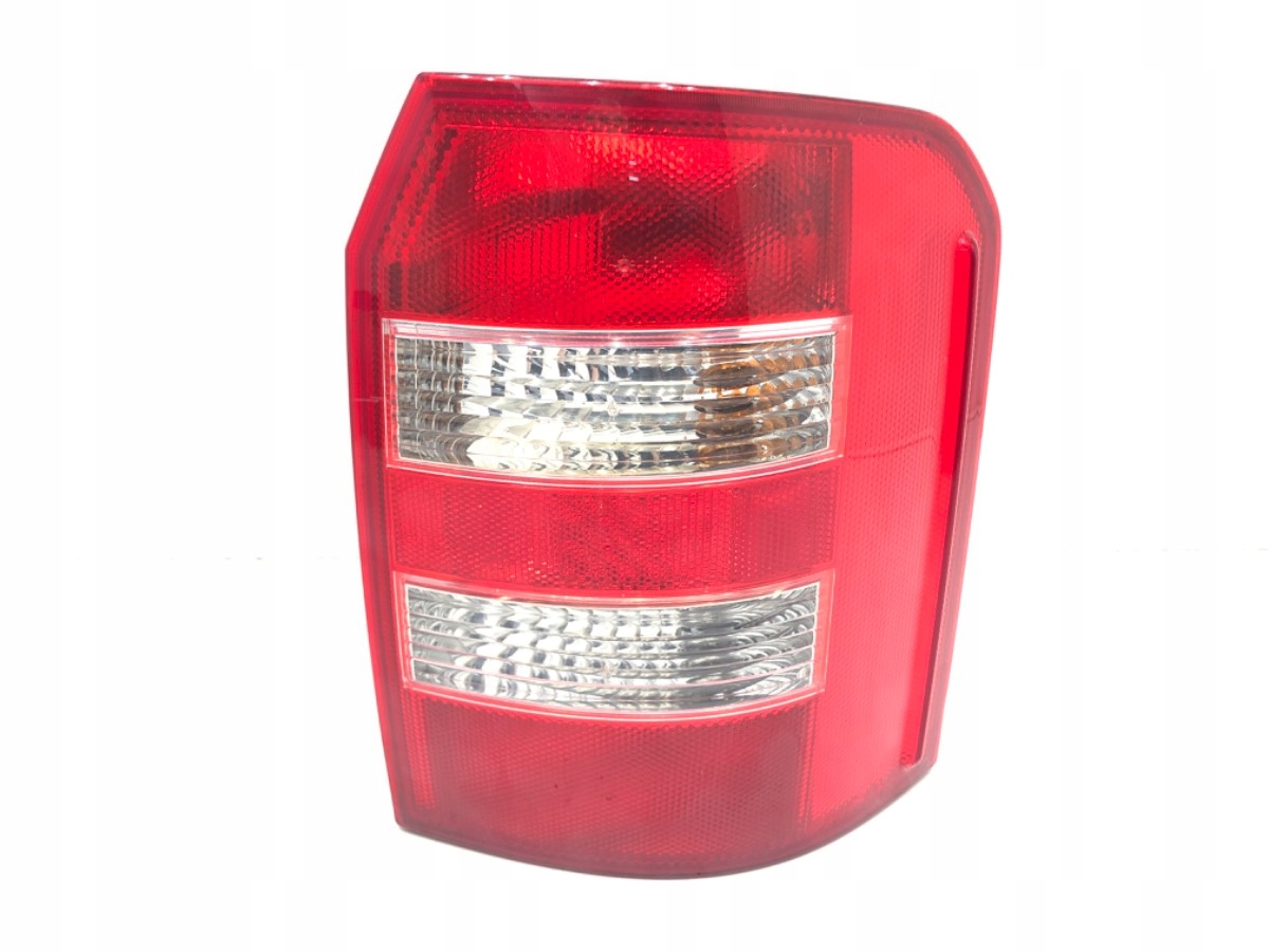 ФАРА ПРАВЫЙ ЗАД. AUDI A2 Хэтчбек 00-05