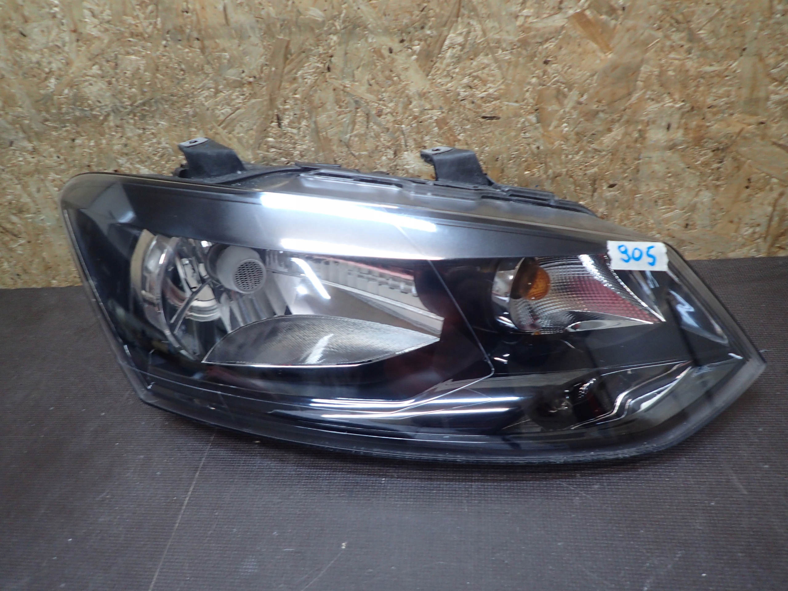 light front right VW POLO 08-14 6R0941016E