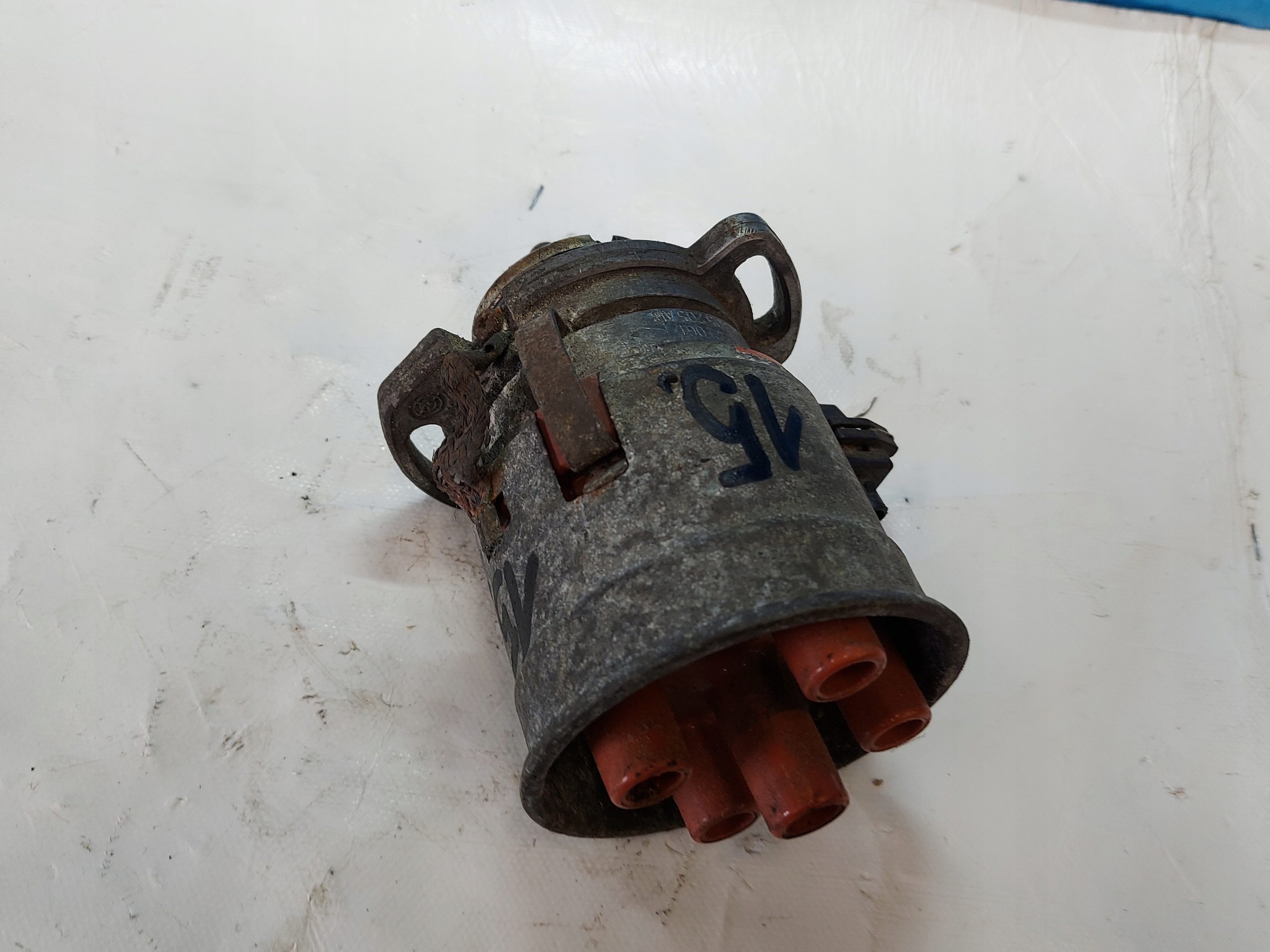 APARAT ignition VW POLO 6N 1.0 B 030905205AB