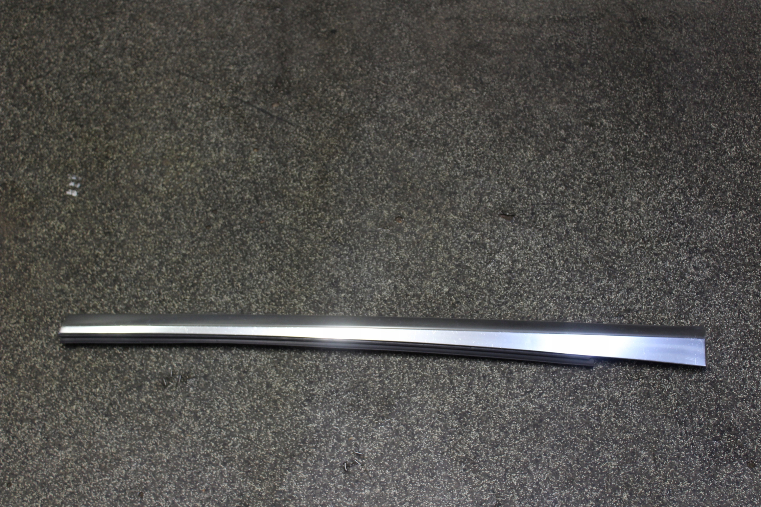 MERCEDES Е-КЛАС CABRIO W238 НАКЛАДКА ZEWNETRZNA ПРАВА ЗАДНЯЯ A2386706200