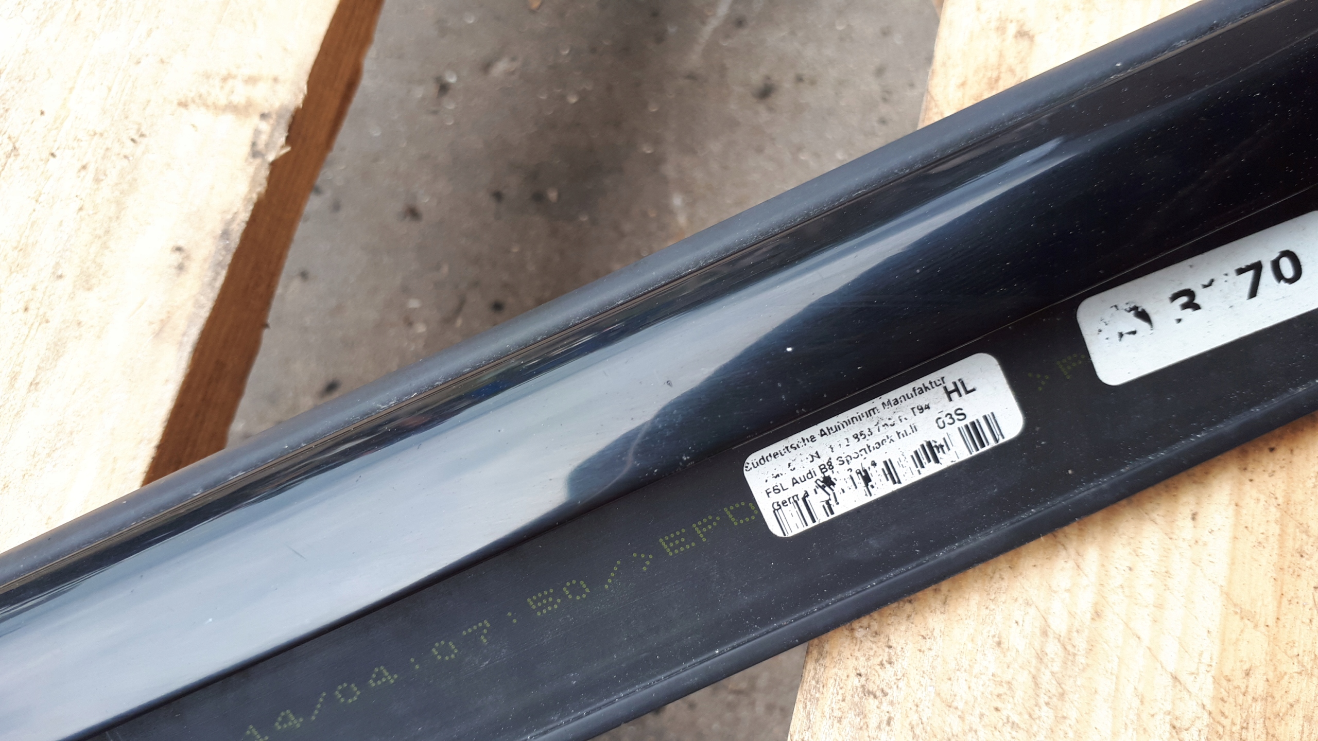 A5 8T LIFT moulding dust left rear part SPORTBACK