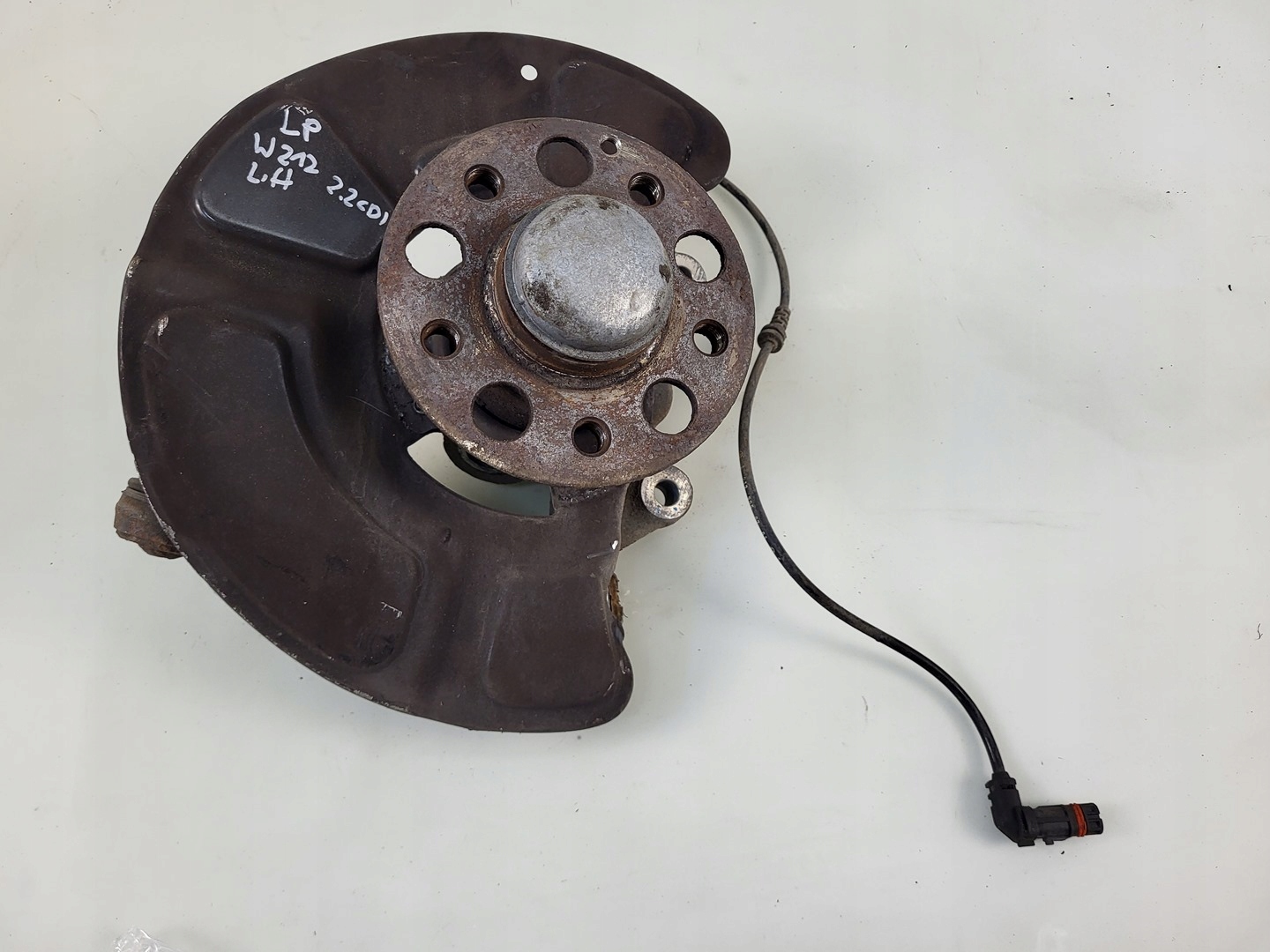MERCEDES E W212 LIFT 2.2 CDI of the pivot sensor left front left front