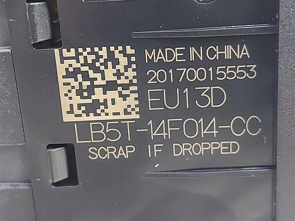 GNIAZDO port USB Ford Kuga MK3 ESCAPE 2020- Kod producenta LB5T-14F014-CC