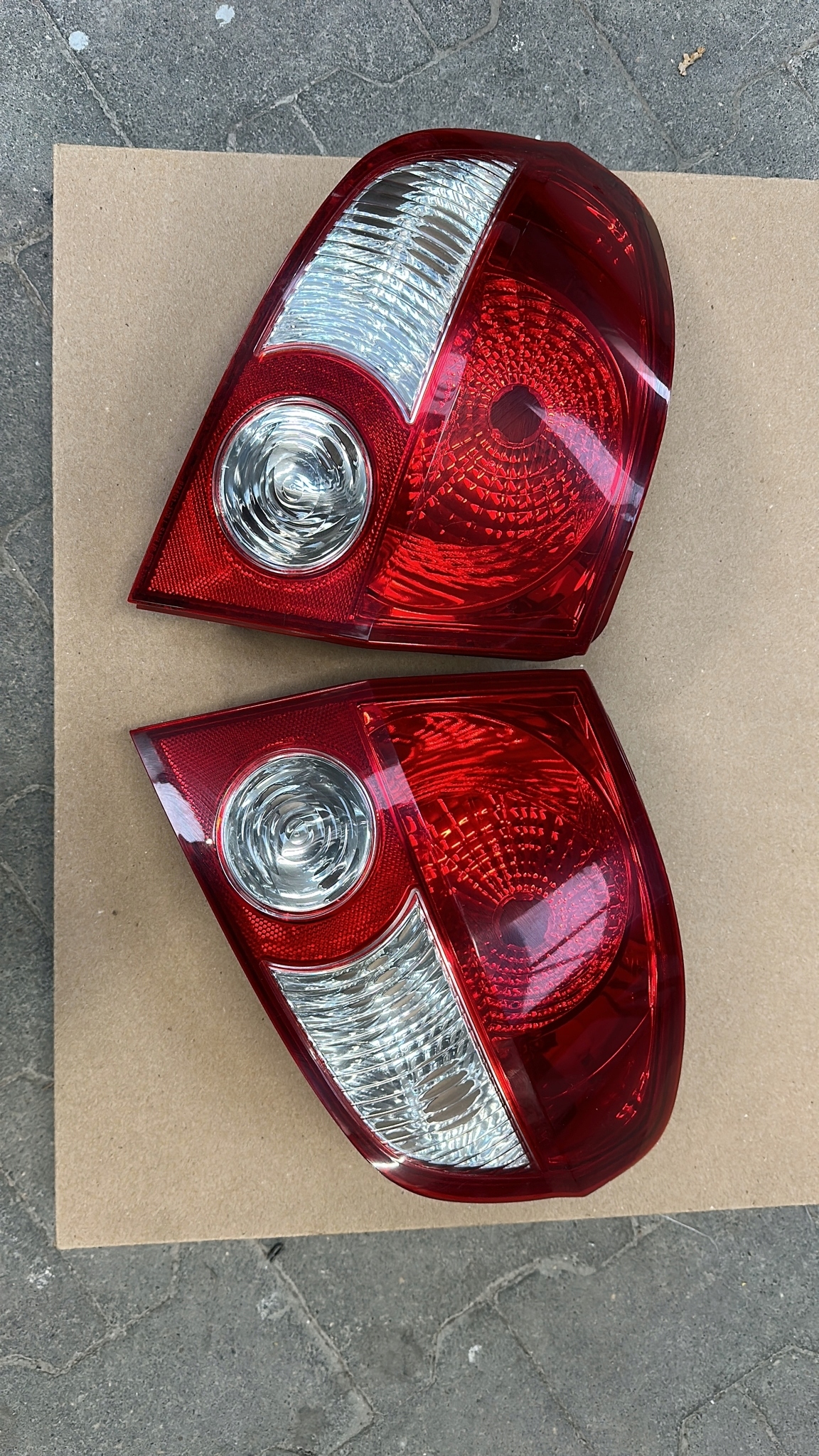 Hyundai GETZ 2004- фонарь левый правый задний
