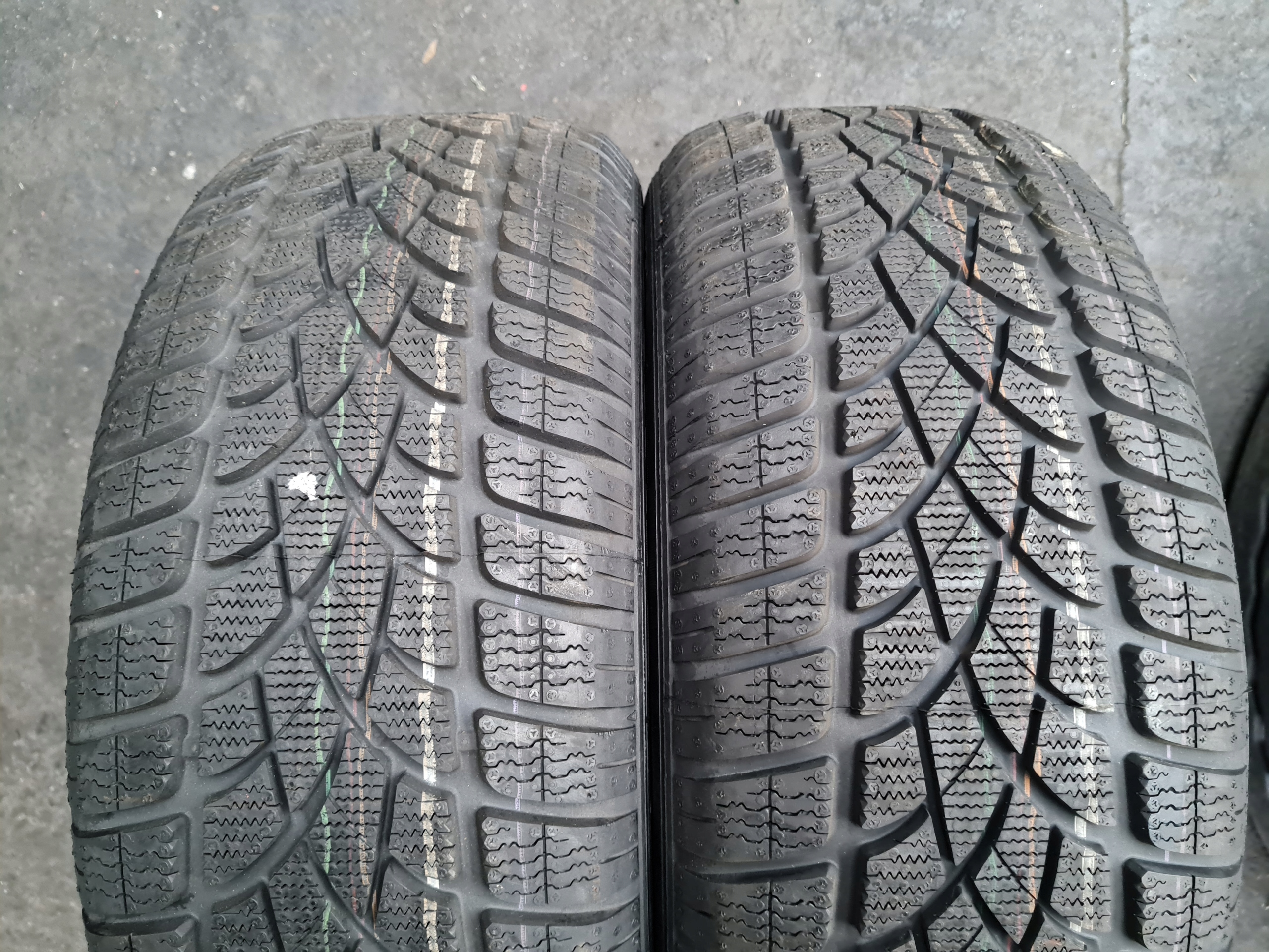 2x Dunlop Winter Sport 3D Ao 225/55R16 2023 Nové