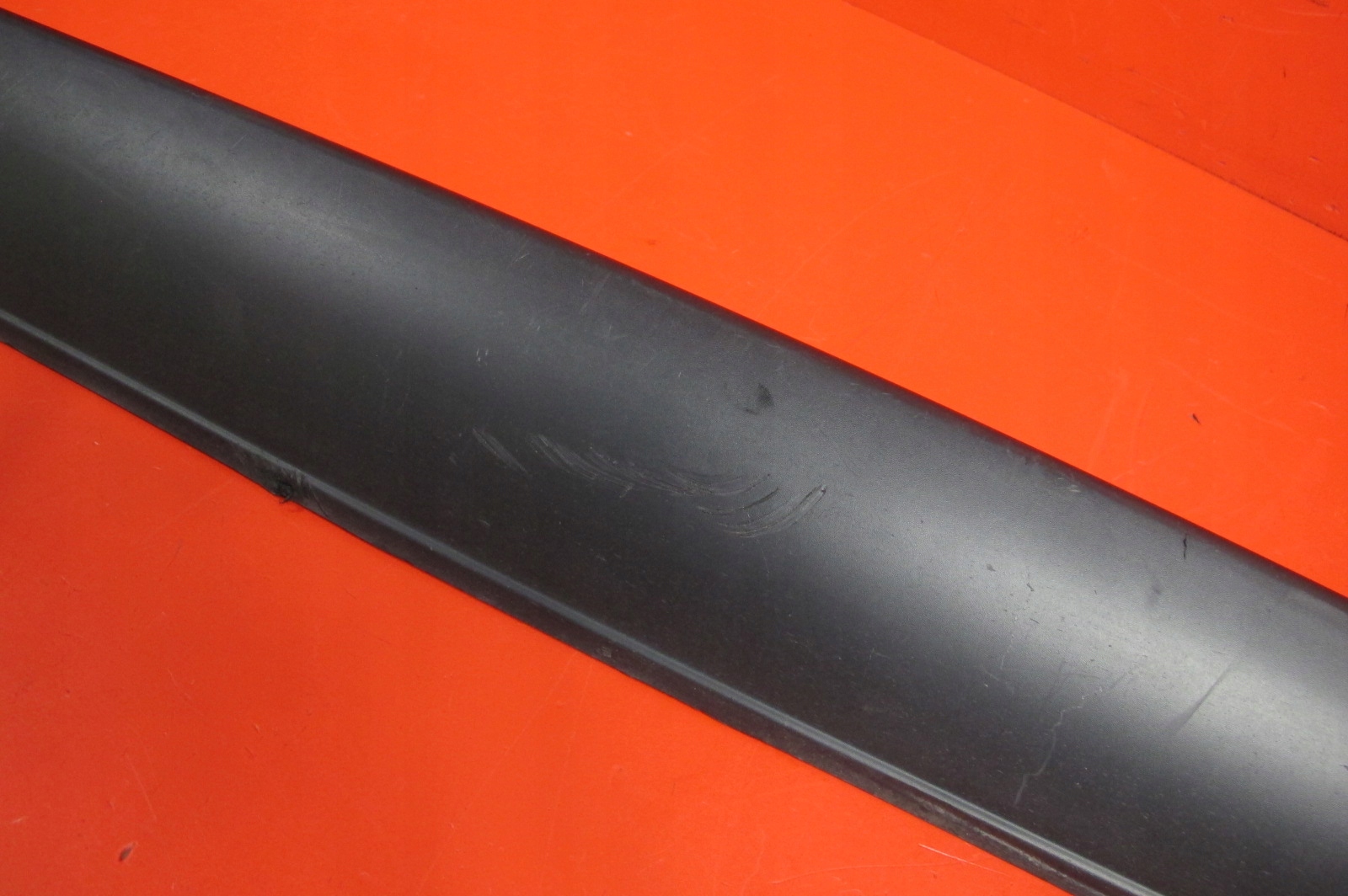 CITROEN C4 CACTUS 14- moulding threshold cap left 9801521880