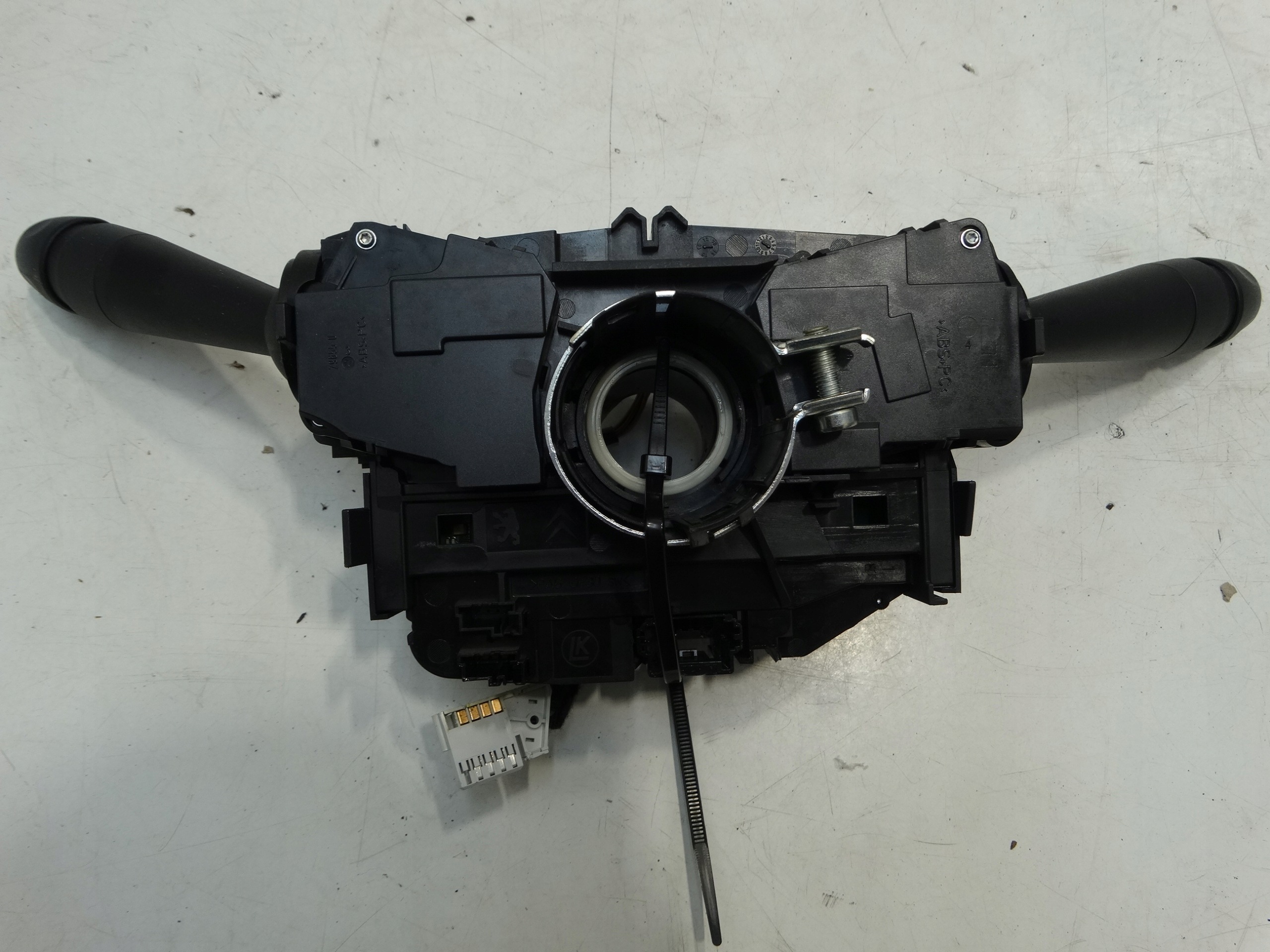 commande levier commodo sous volant commodo CITROEN C4 CACTUS 98139442ZD