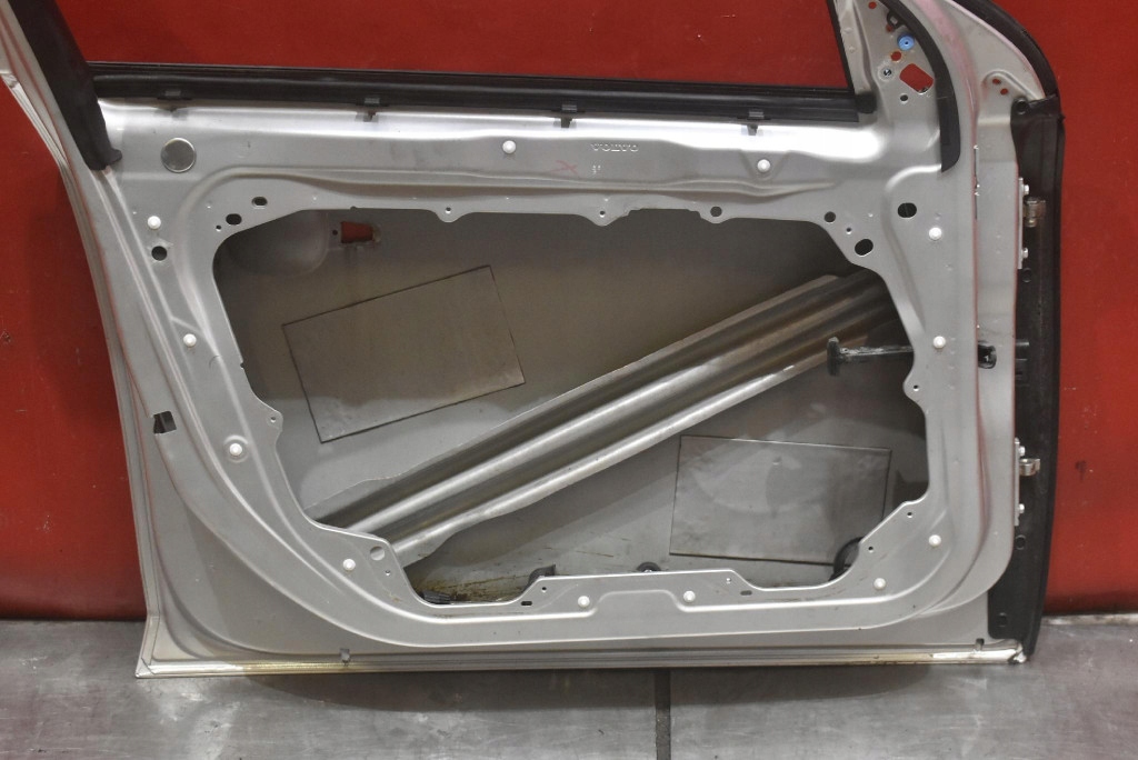 door left front front 426-26 VOLVO V60 1 and KOMBI 10-13