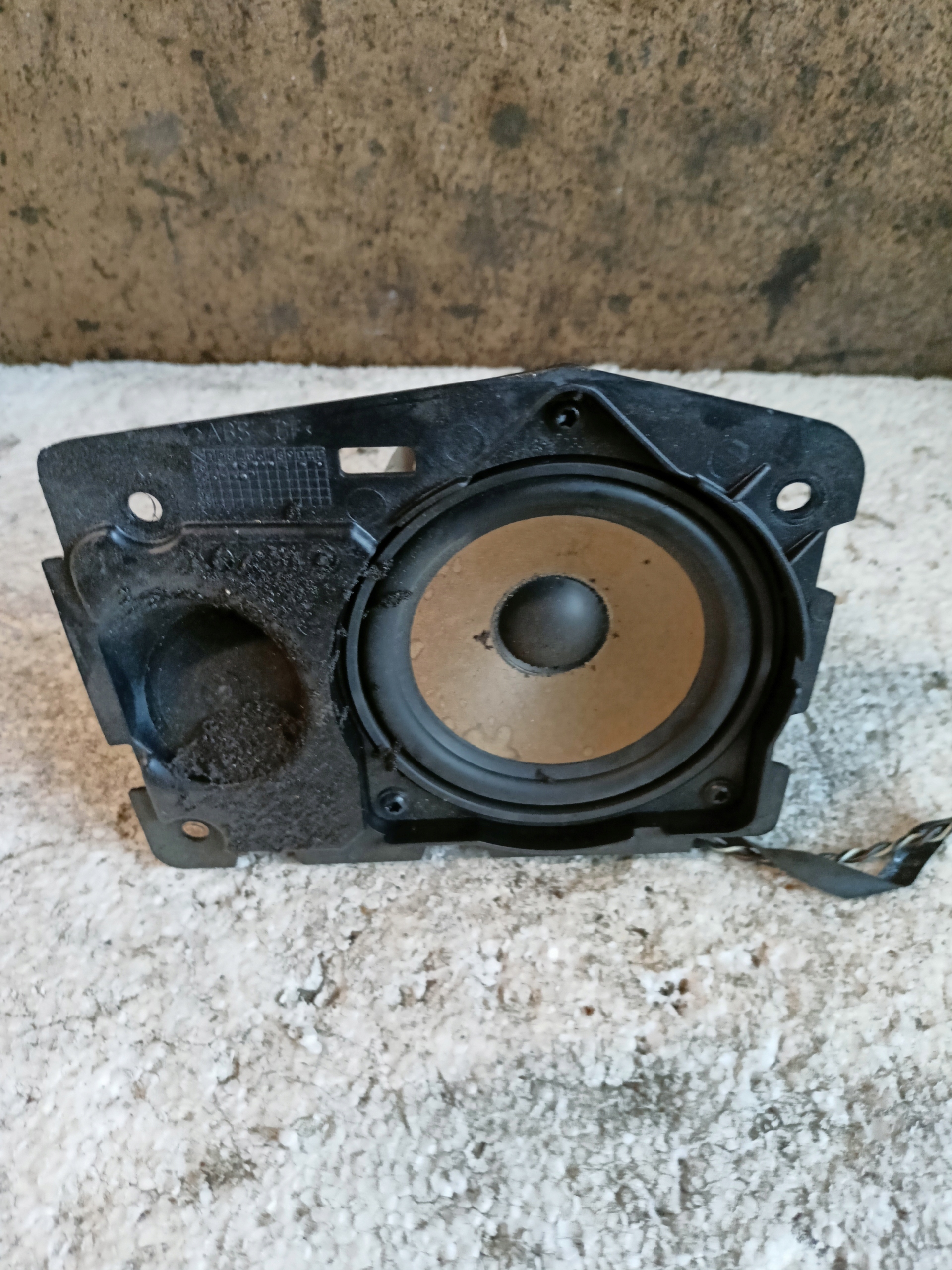 BMW E65 E66 speaker HIFI door right rear part 6970070