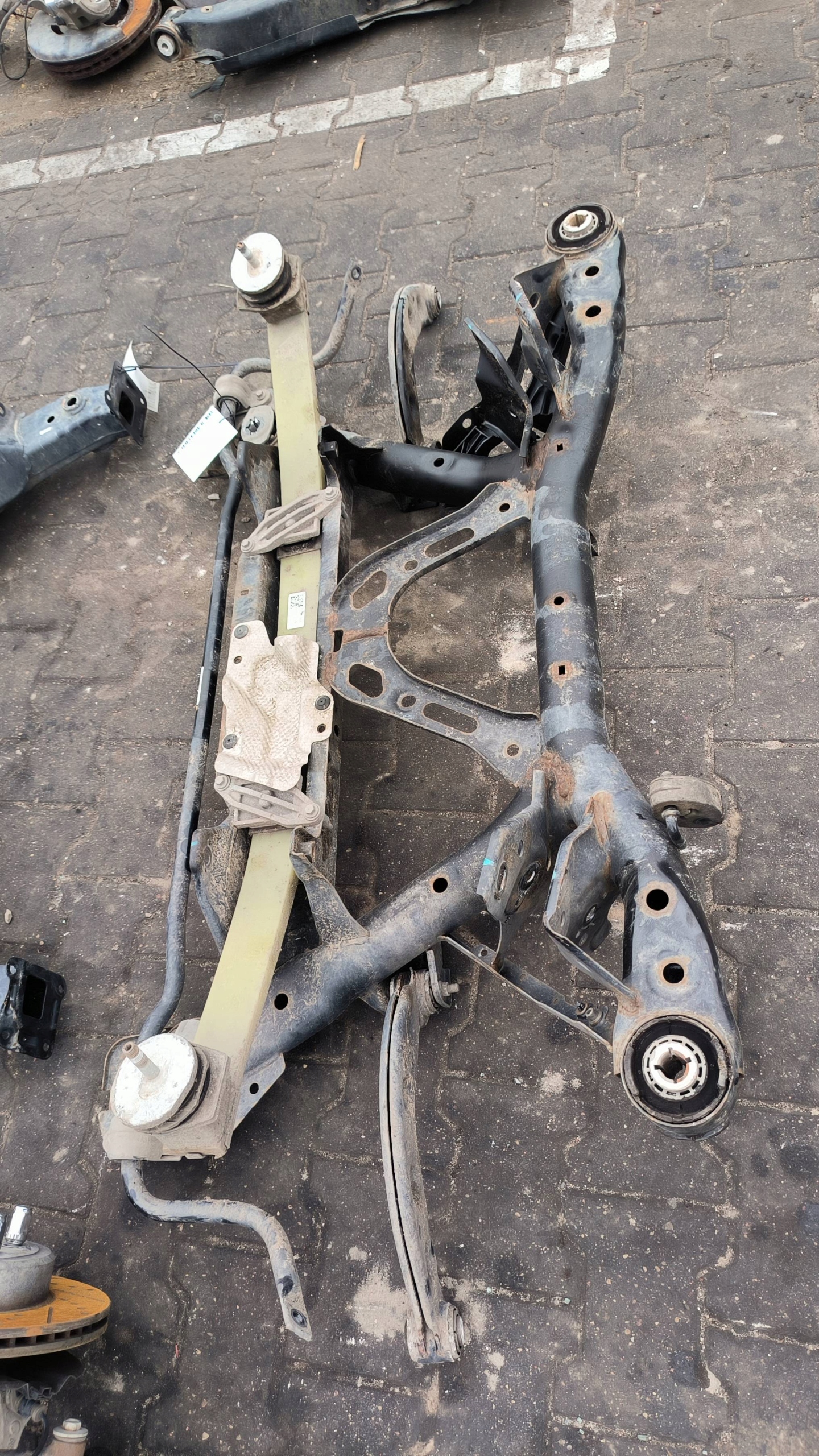 träger / Achsträger heck VOLVO S90