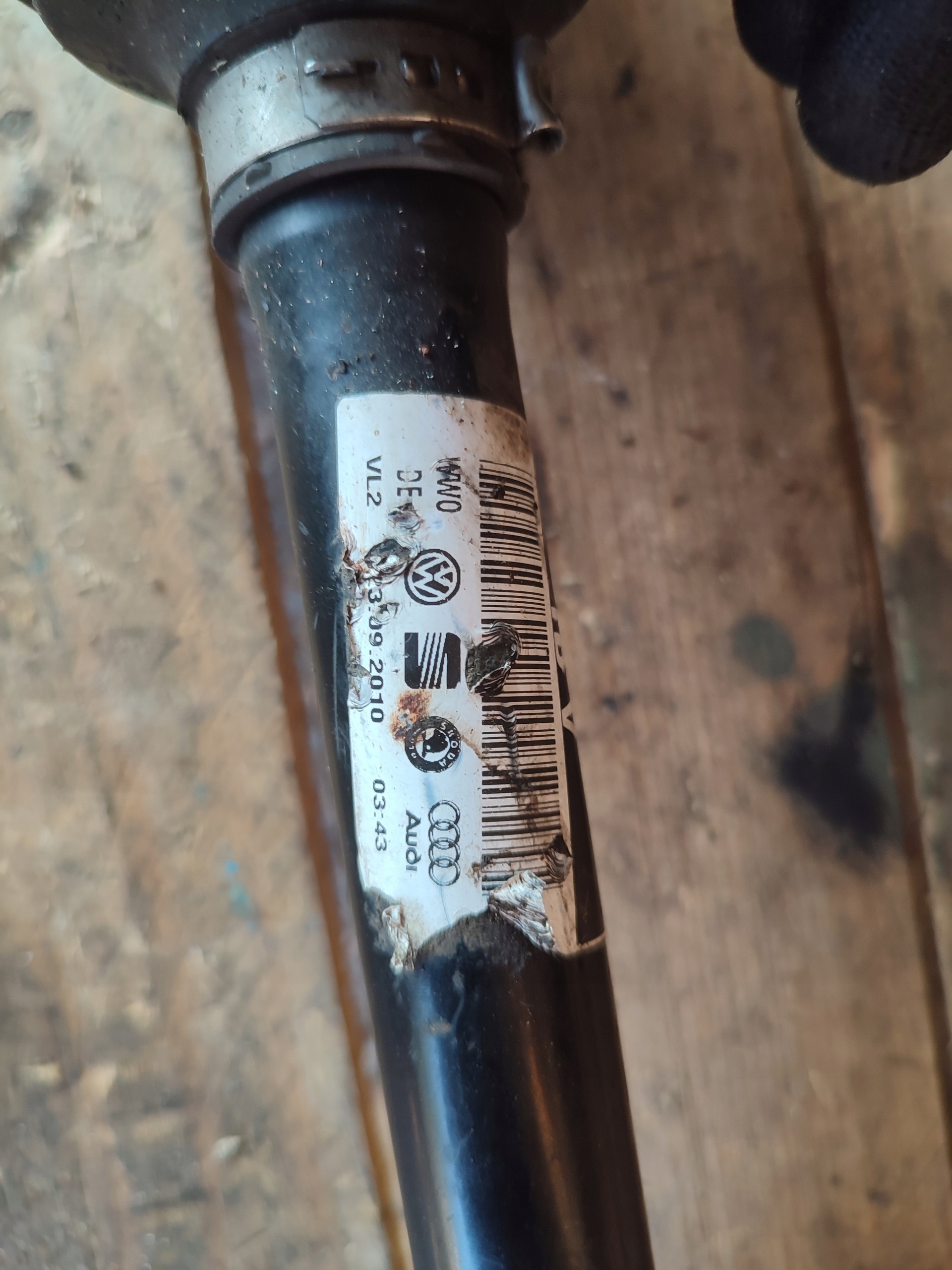 semi-axis left front SKODA SUPERB II 2 3T0 3T9 2K0407271B