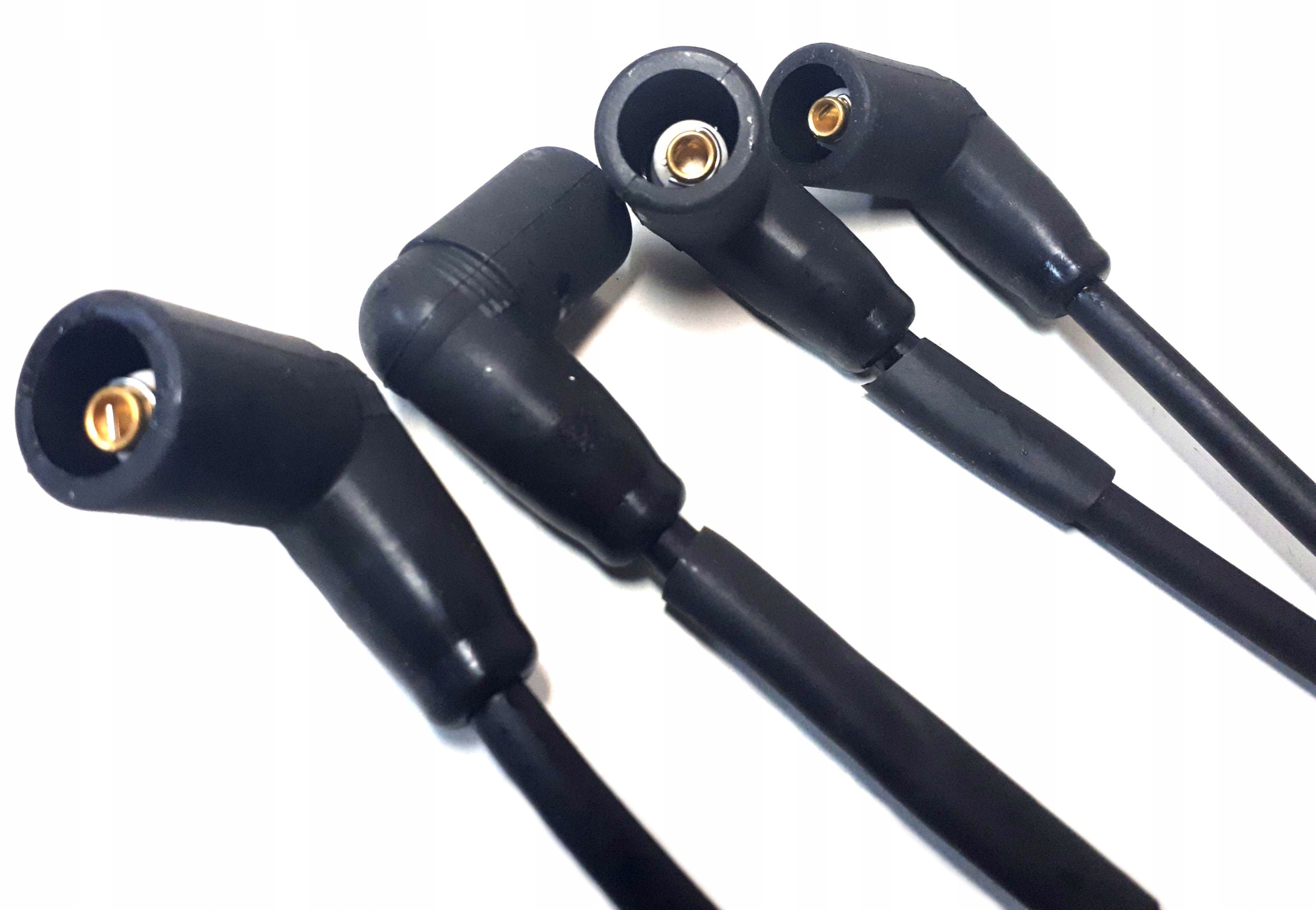 KABLE ZAPŁONOWE FABIA I OCTAVIA I GOLF 4 POLO 1.4 Waga produktu z opakowaniem jednostkowym 1 kg