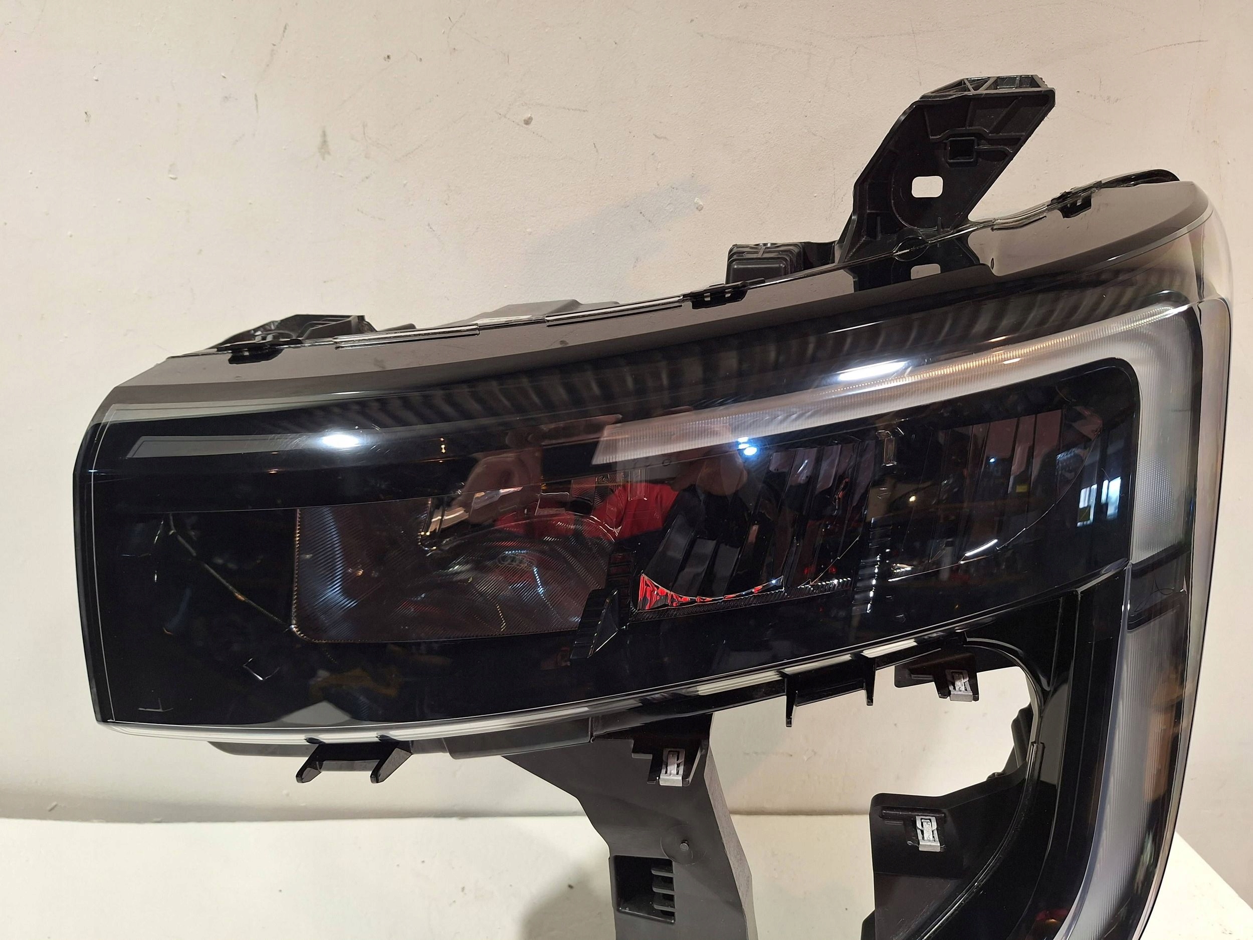 light front left LED 260609073R RENAULT MASTER IV V 24
