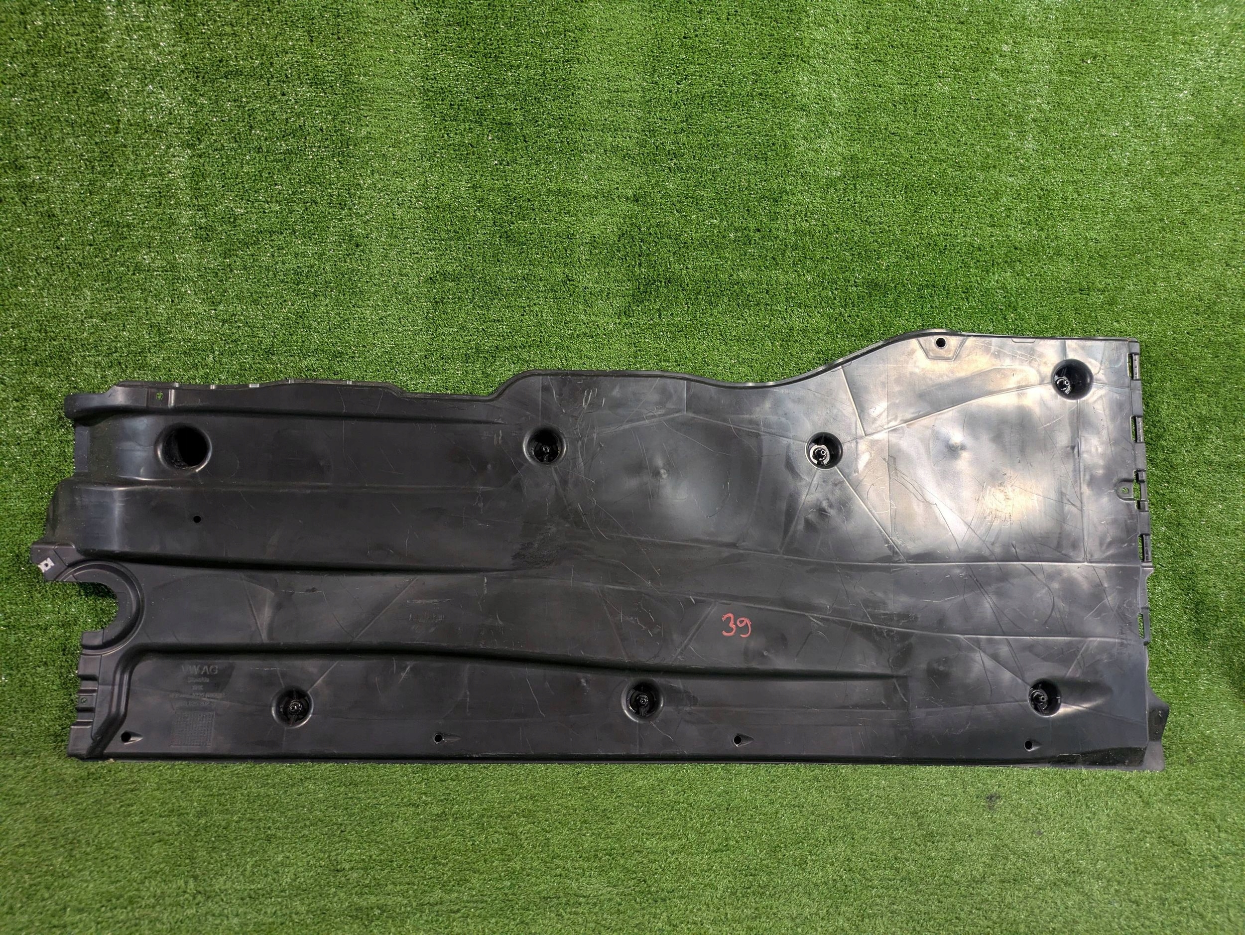 cover right chassis SEAT LEON IV NR.O39