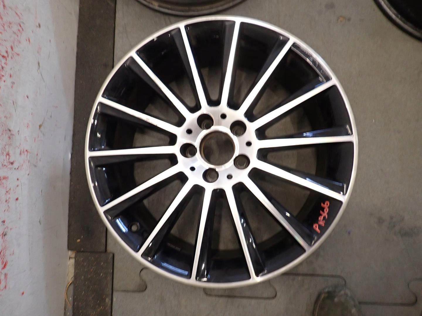disk disk MERCEDES W205 5x112 ET33 7,5J 19" A2054015400