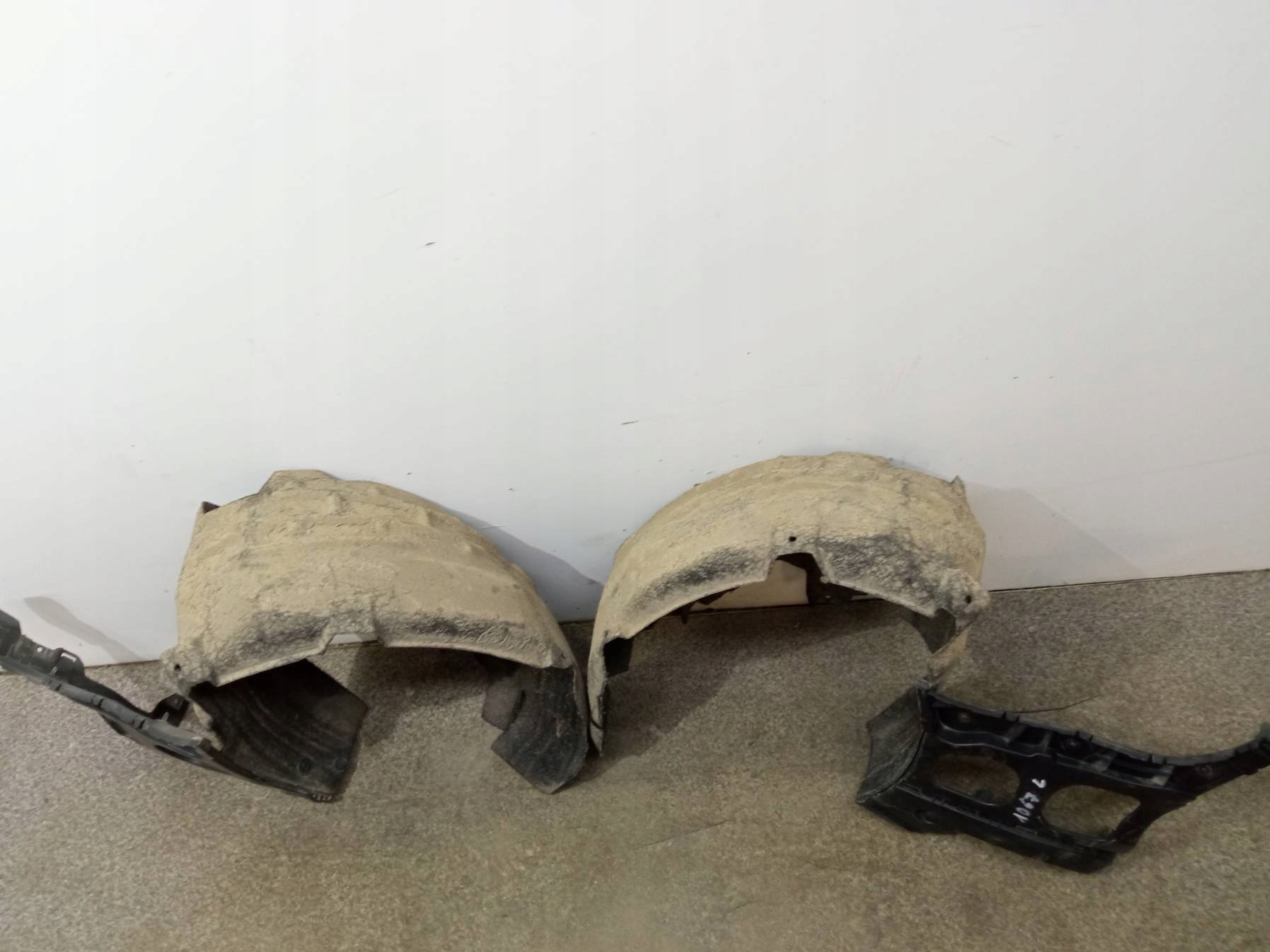 mudguard right left rear part KPL Ford Transit Courier and (2014- )