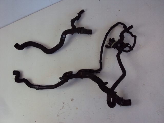 Повітроводи водяний насос AUDI A1 SPORTBACK 1.6 TDI