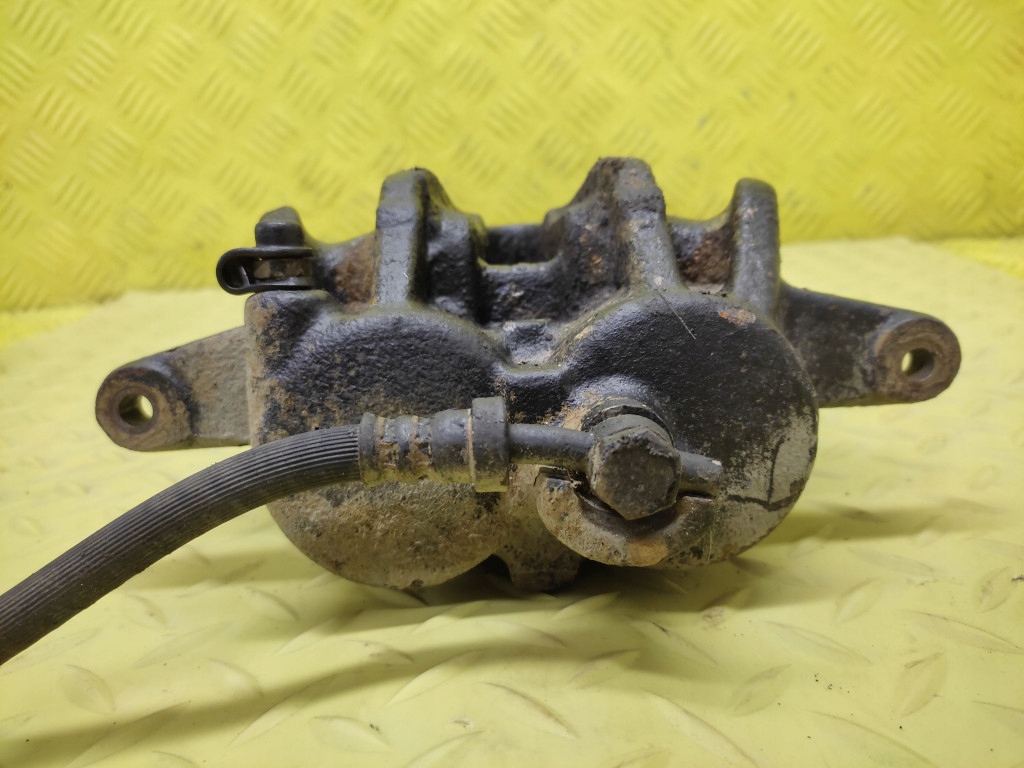 LAND ROVER DISCOVERY III 2.7 V6 caliper brake right front