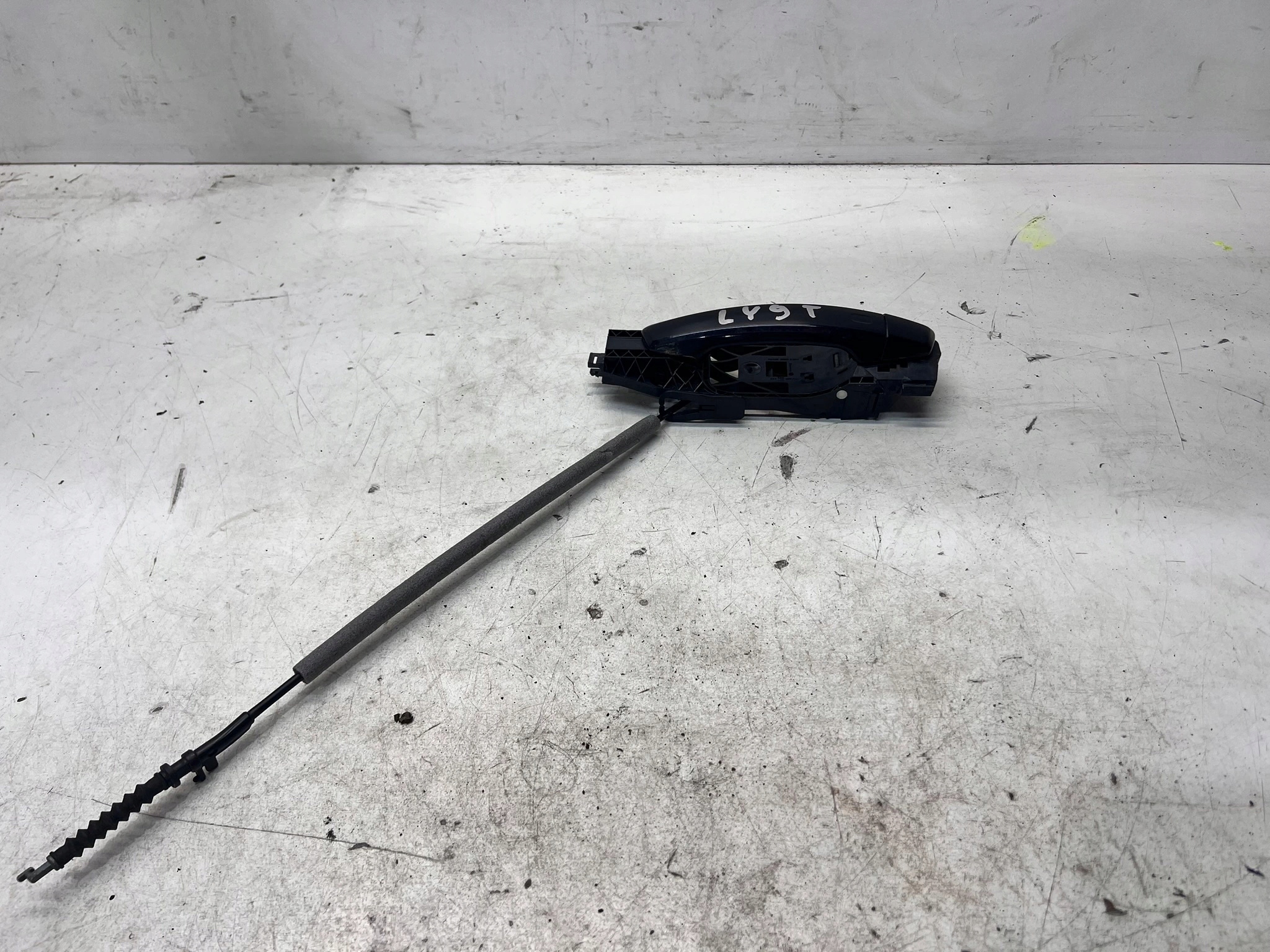handle exterior door left AUDI A3 8V 8V0839885 LY9T