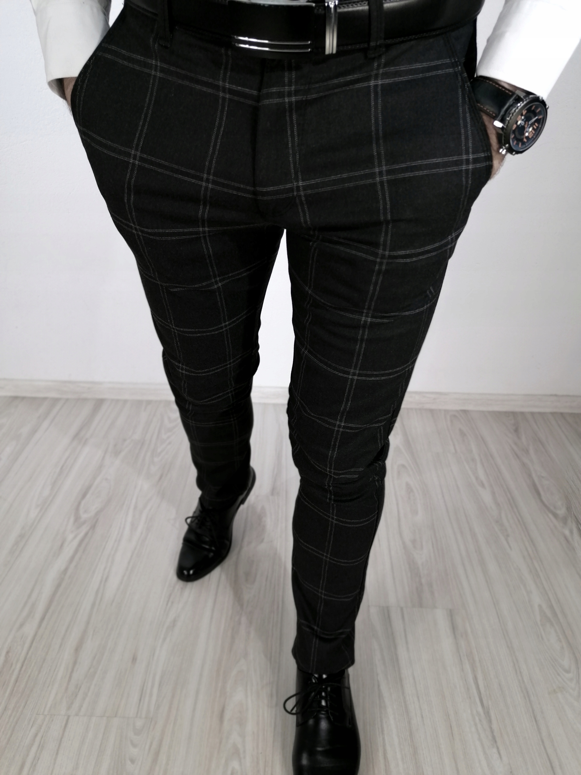 2S Męskie grafitowe eleganckie spodnie w kratę 36 Materiał dominujący bawełna