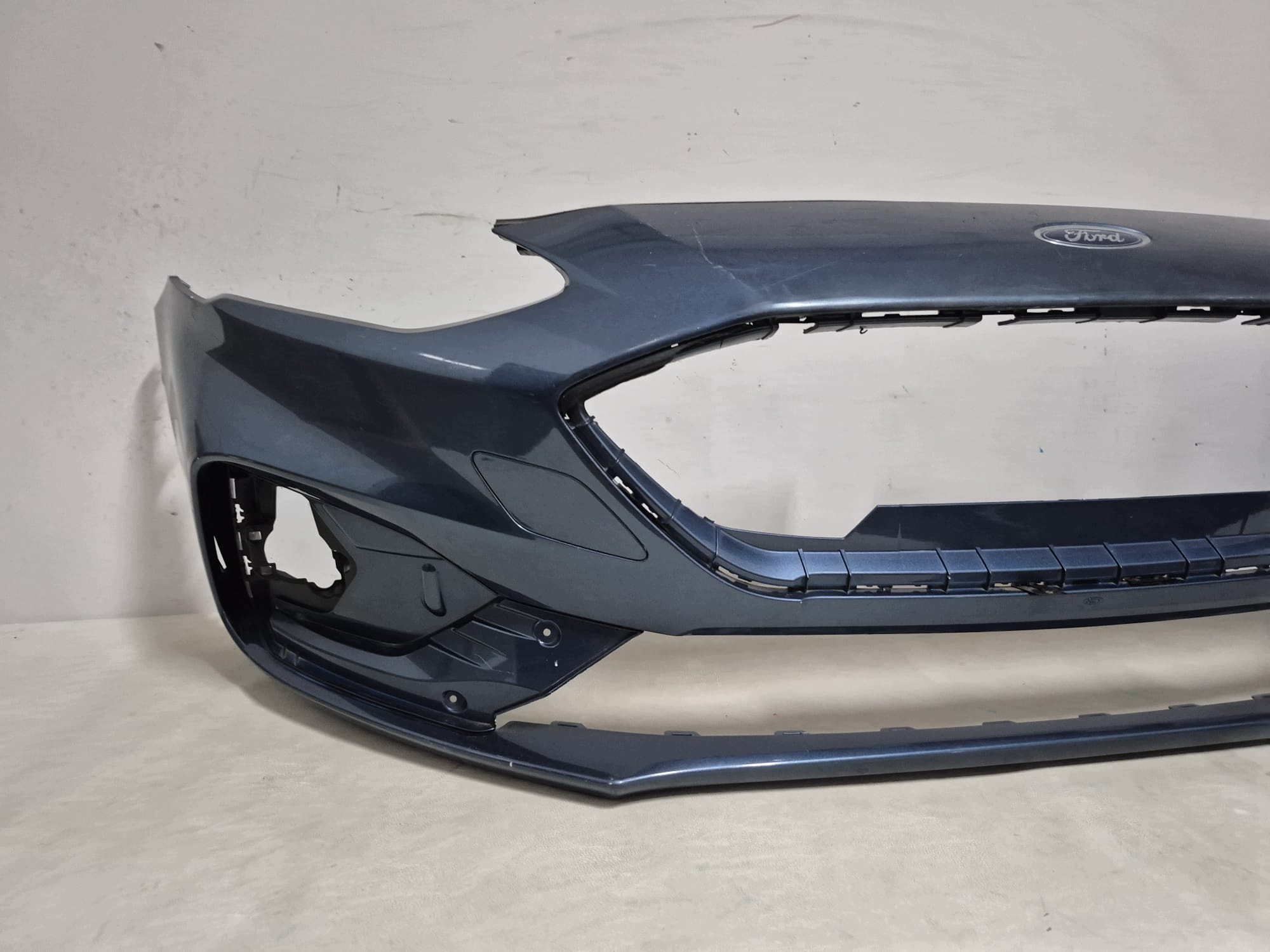 FORD FOCUS IV 4 MK4 ST LINE 18-21 bumper front front PDC + GORA