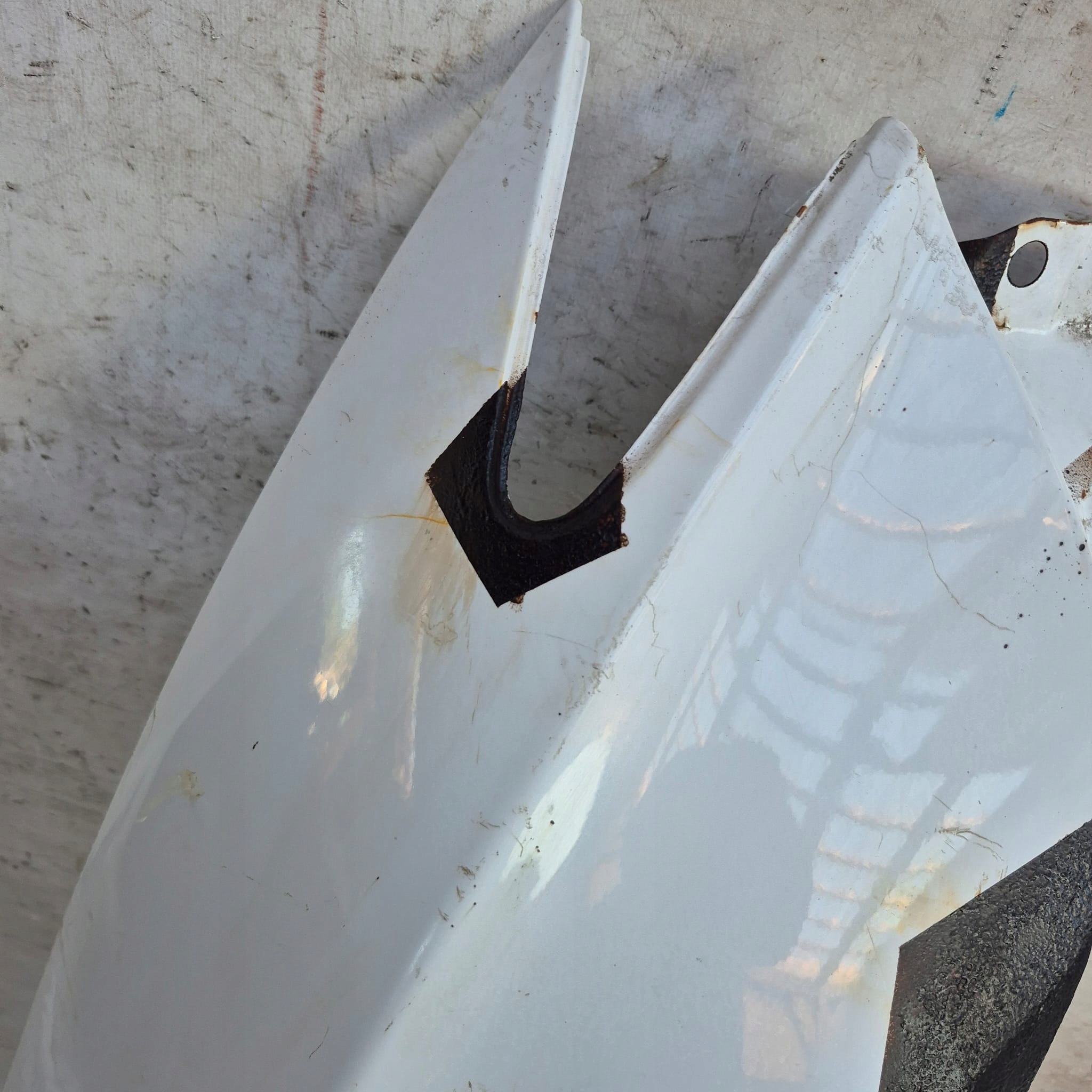 LEXUS RC 14-20 fender front front right