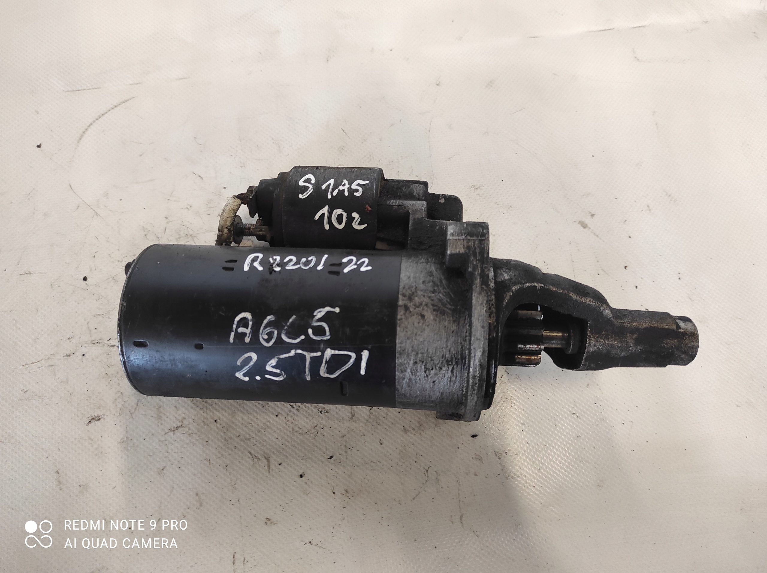 startér Audi A6 C5 2.5 TDi