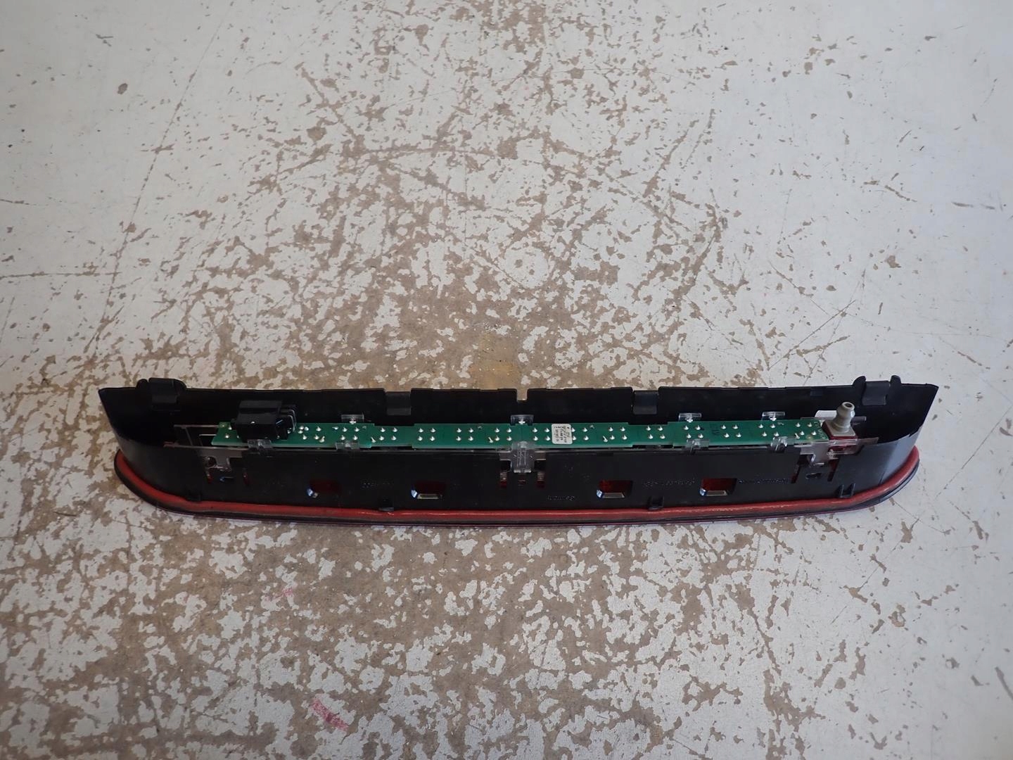 light light stop VW GOLF VII TOURAN 3CN945087