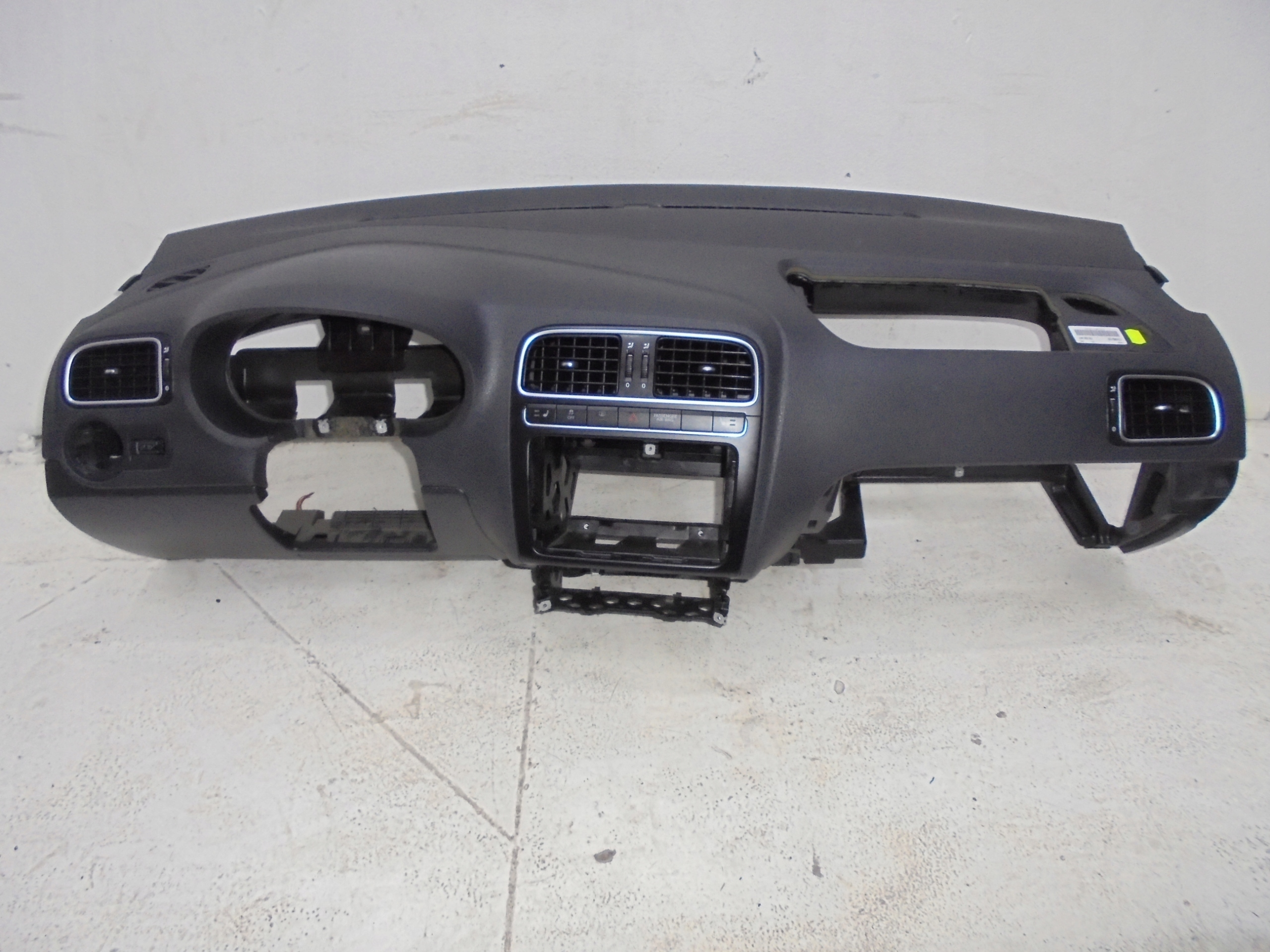 VW POLO 6R доска консоль 2009R-2017r