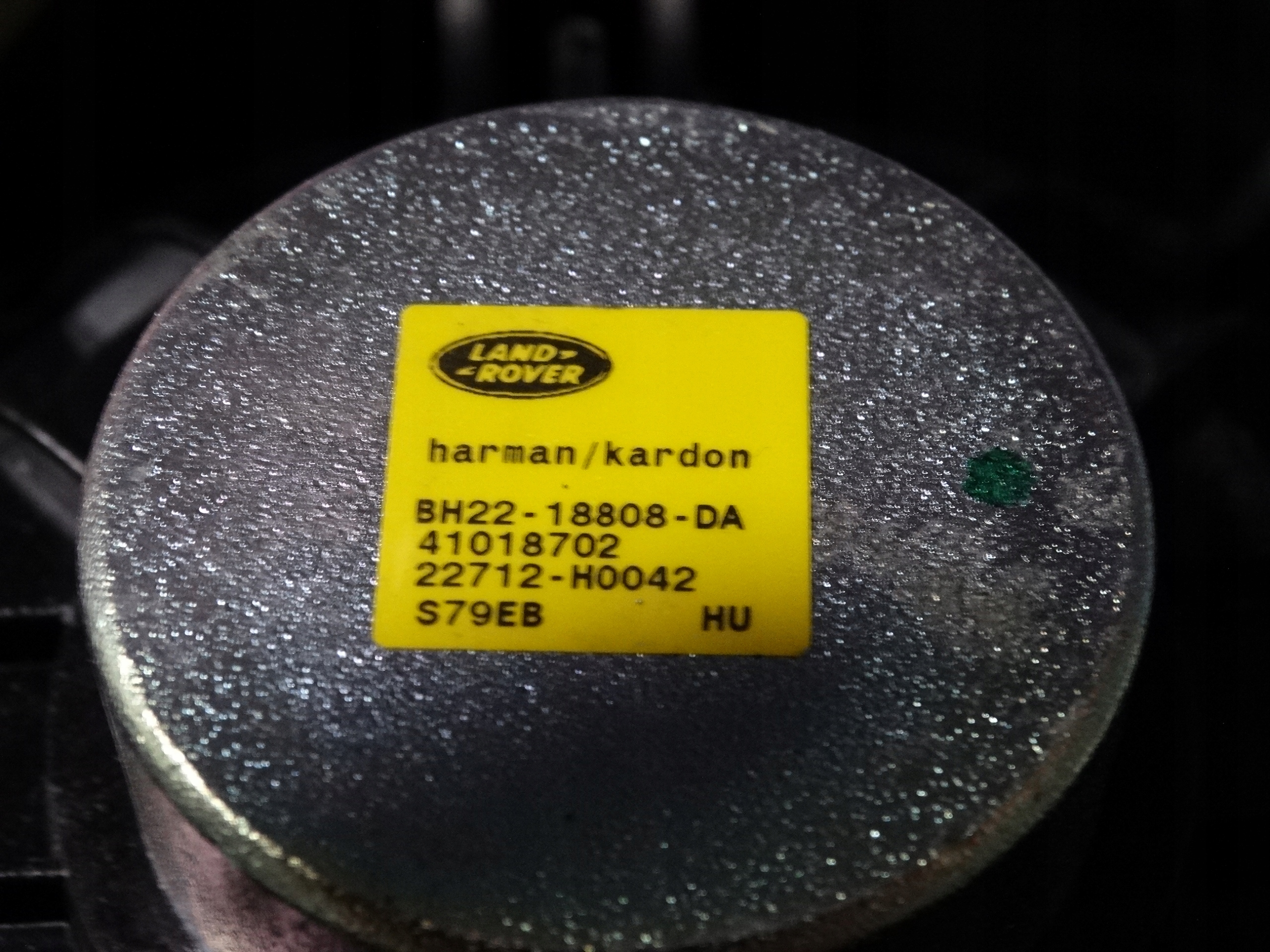 IDEALNY hangszóró HARMAN KARDON RANGE ROVER L319 1