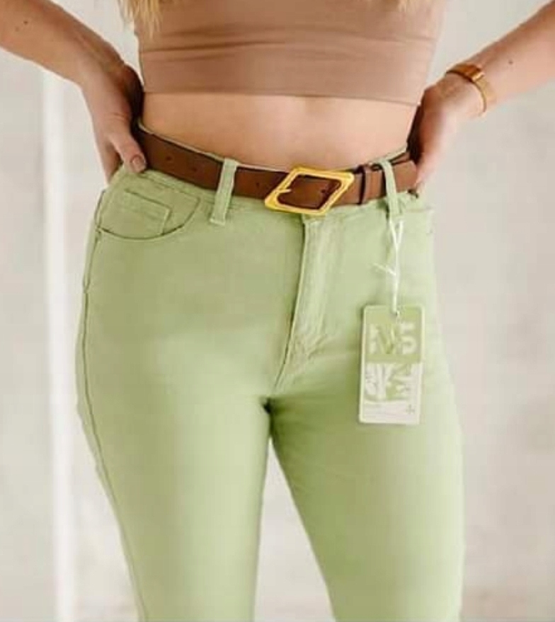 ELEGANCKIE SPODNIE JEANSOWE MOM FIT BOYFRIEND OLIWKOWE Z PASKIEM ROZMIARY Rozmiar XXS