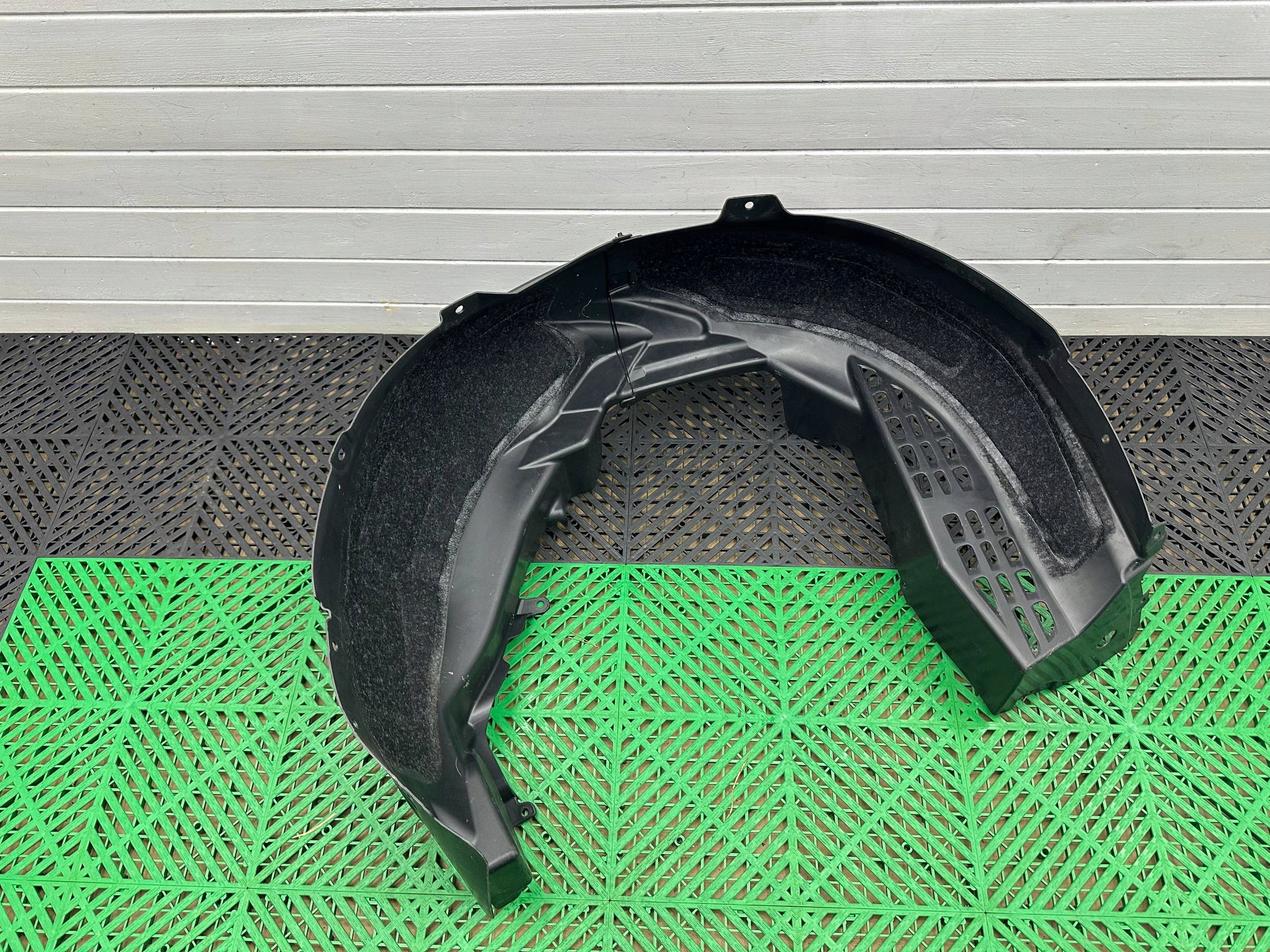 mudguard rear. BMW i3 7394079