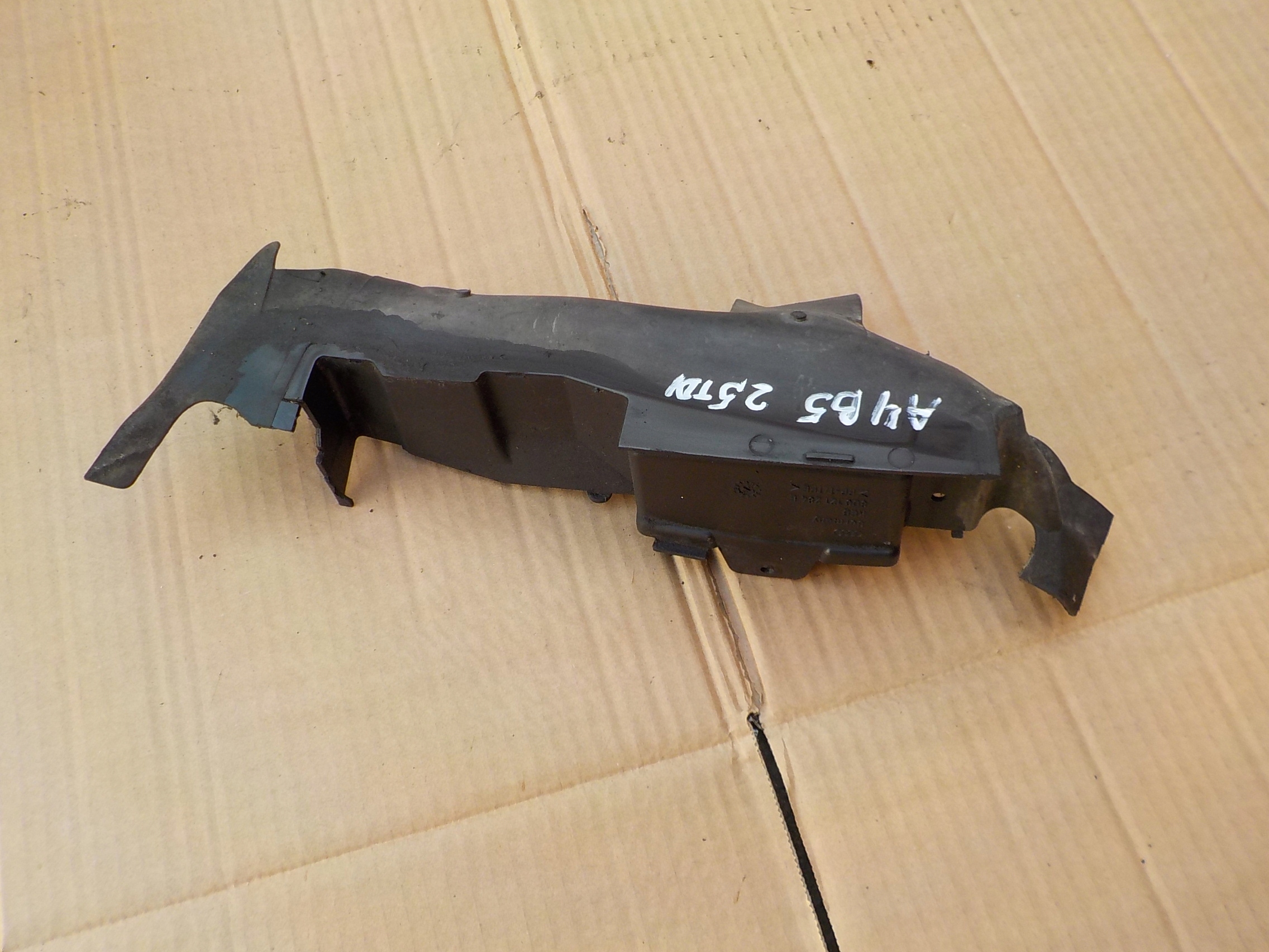 luftansaugkanal audi a4 b5 2,5 tdi 8D0121284E