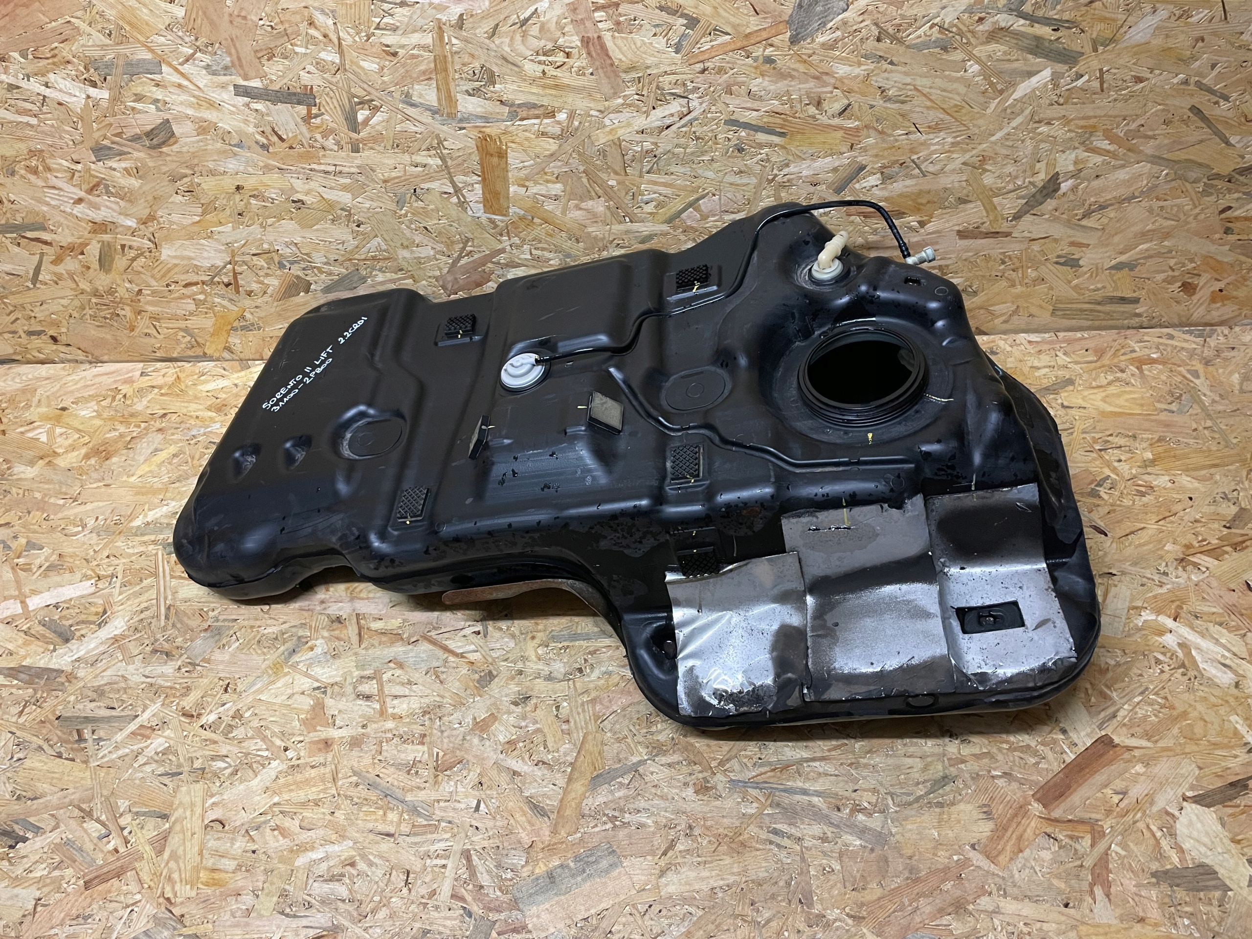 31100-2P800 - ТОПЛИВНЫЙ БАК БАК KIA SORENTO II FL 2.2 CRDI 4X4