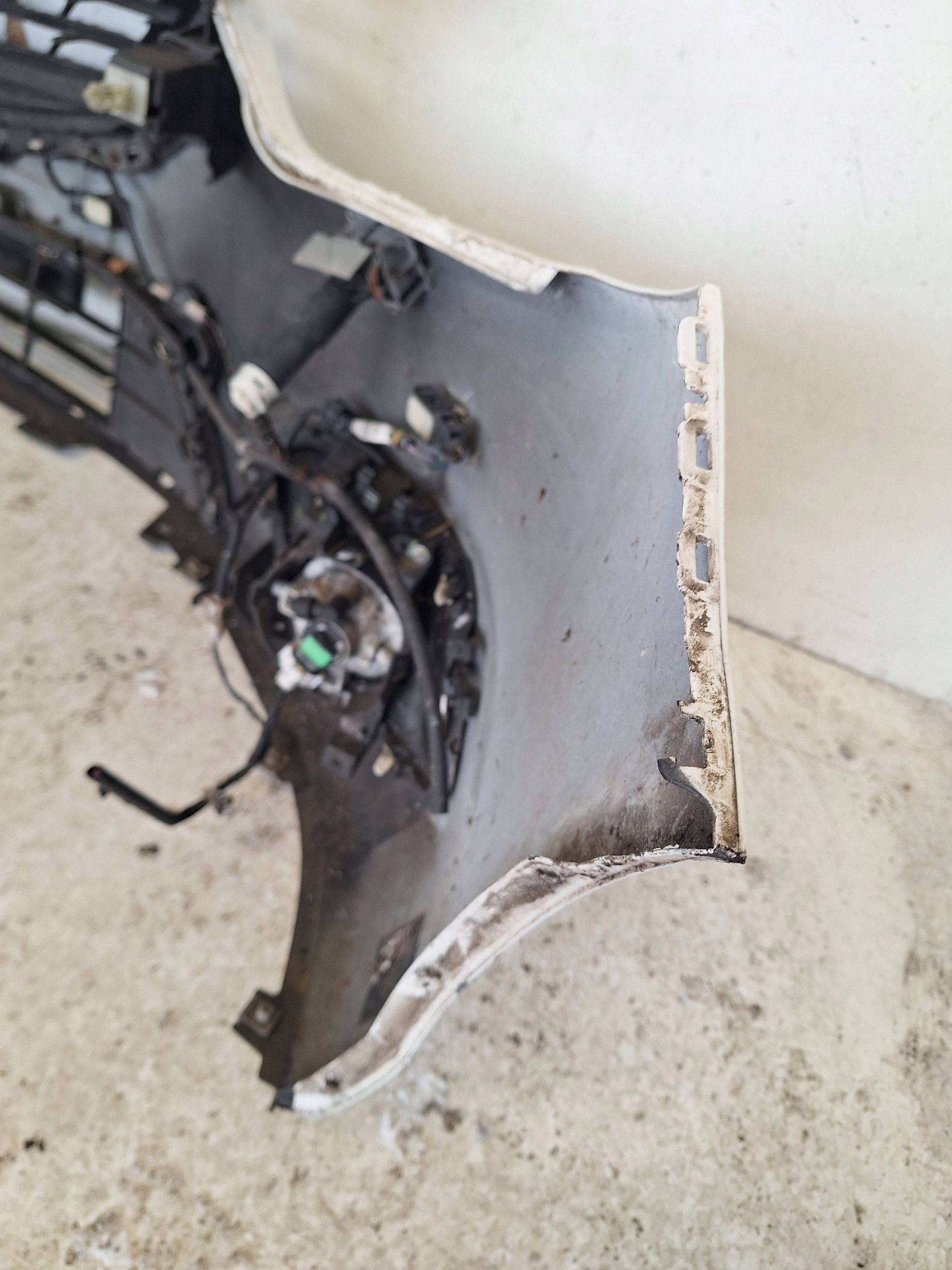 MAZDA 6 GJ 12-15 bumper XENON + PDC GHP9-50031