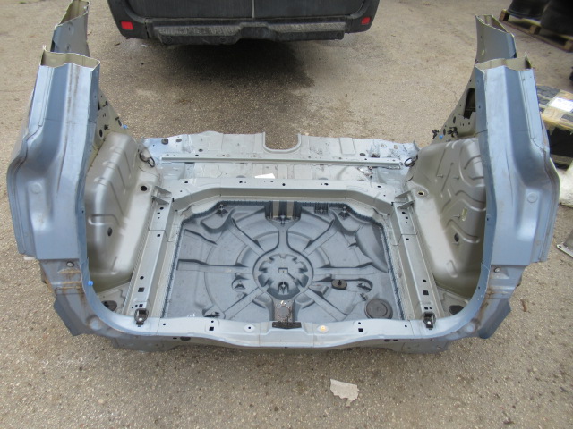 C4 PICASSO II 2 PAS TYLNY TYLNI PODŁOGA BAGAŻNIKA