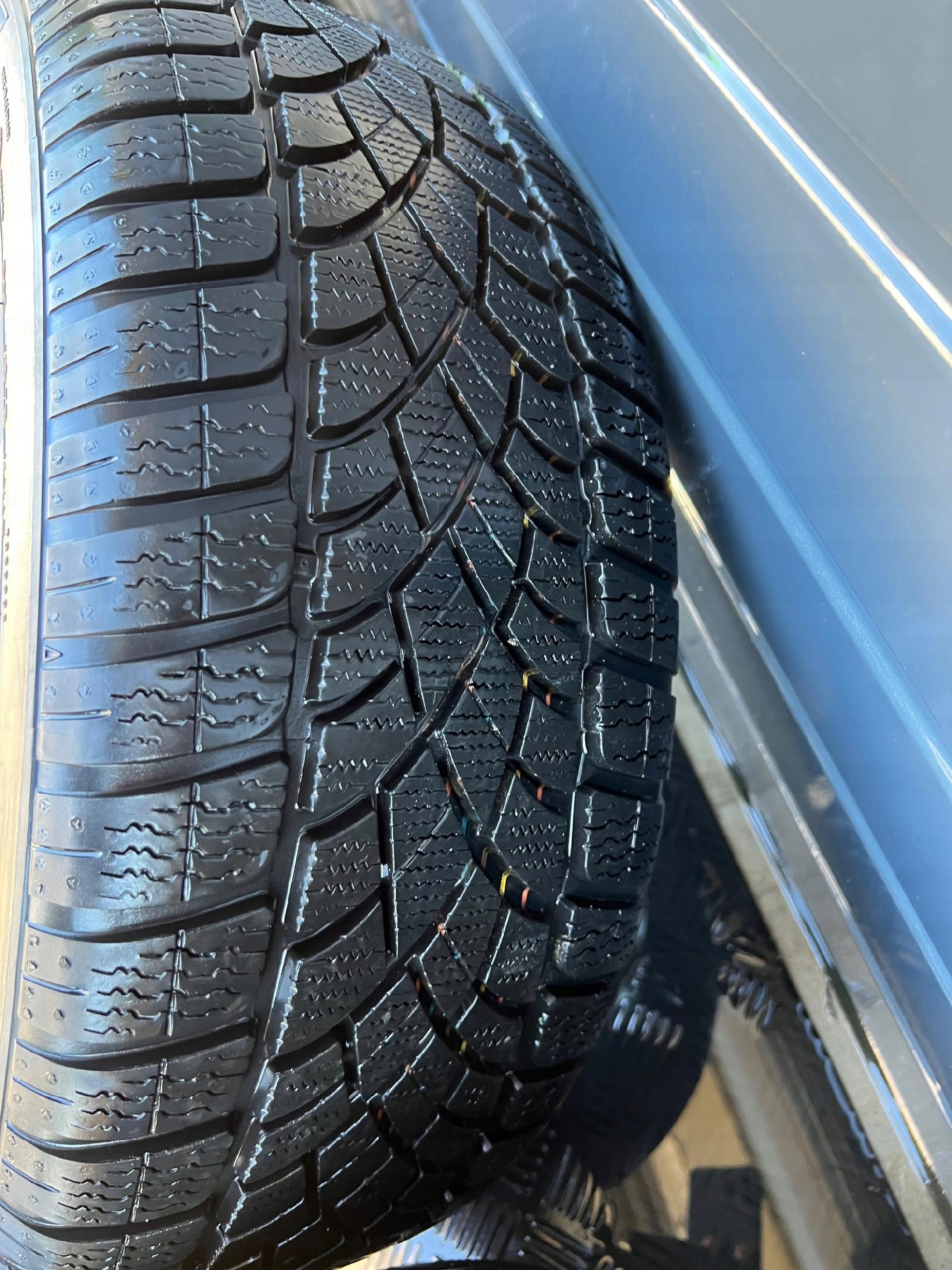 BMW KOŁA ZIMOWE ALUFELGI STYLING 381 OPONY CZUJNIK Rodzaj felg Aluminiowe