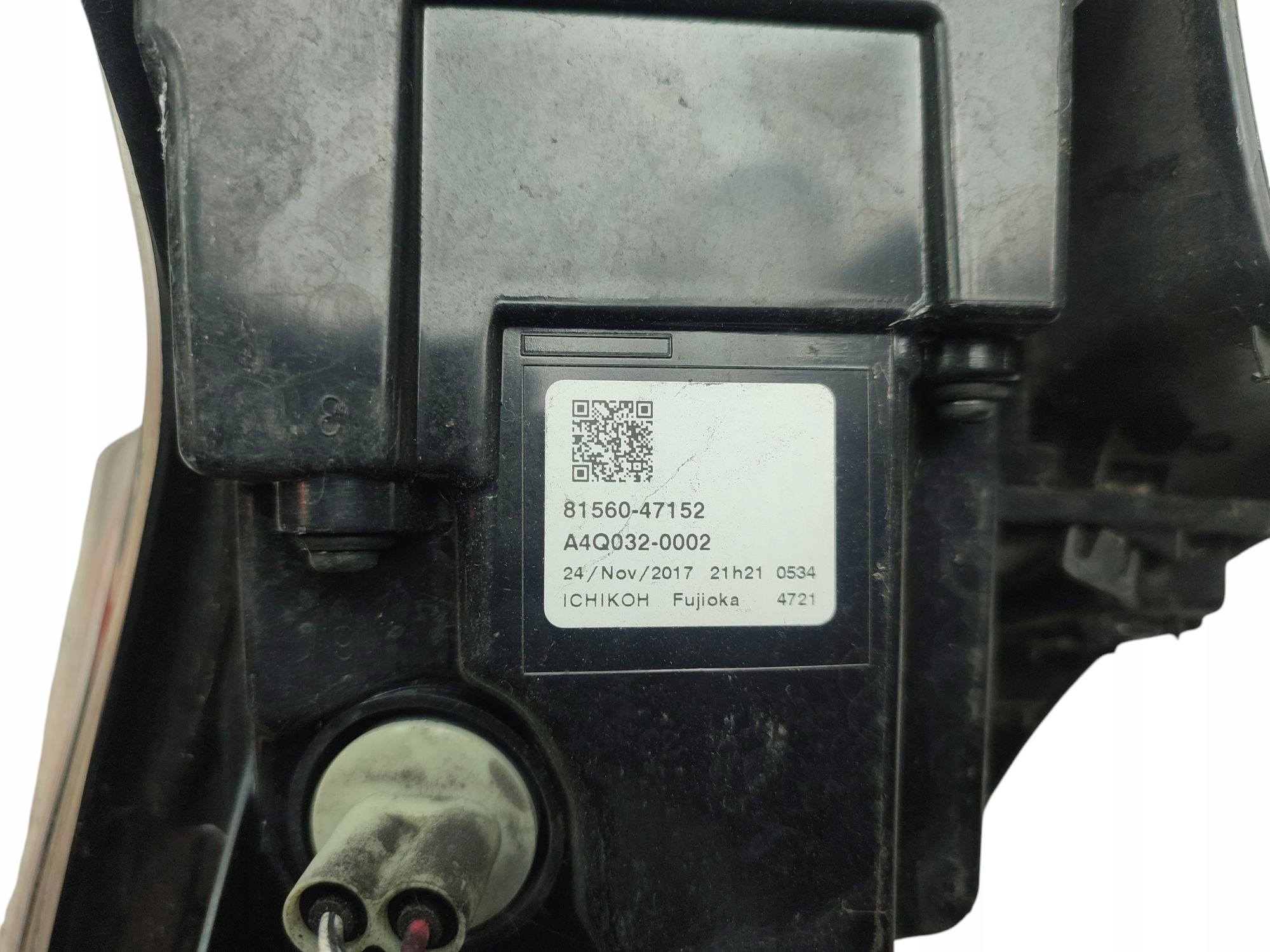 light left rear part TOYOTA PRIUS IV (2016-2019) 81560-47152