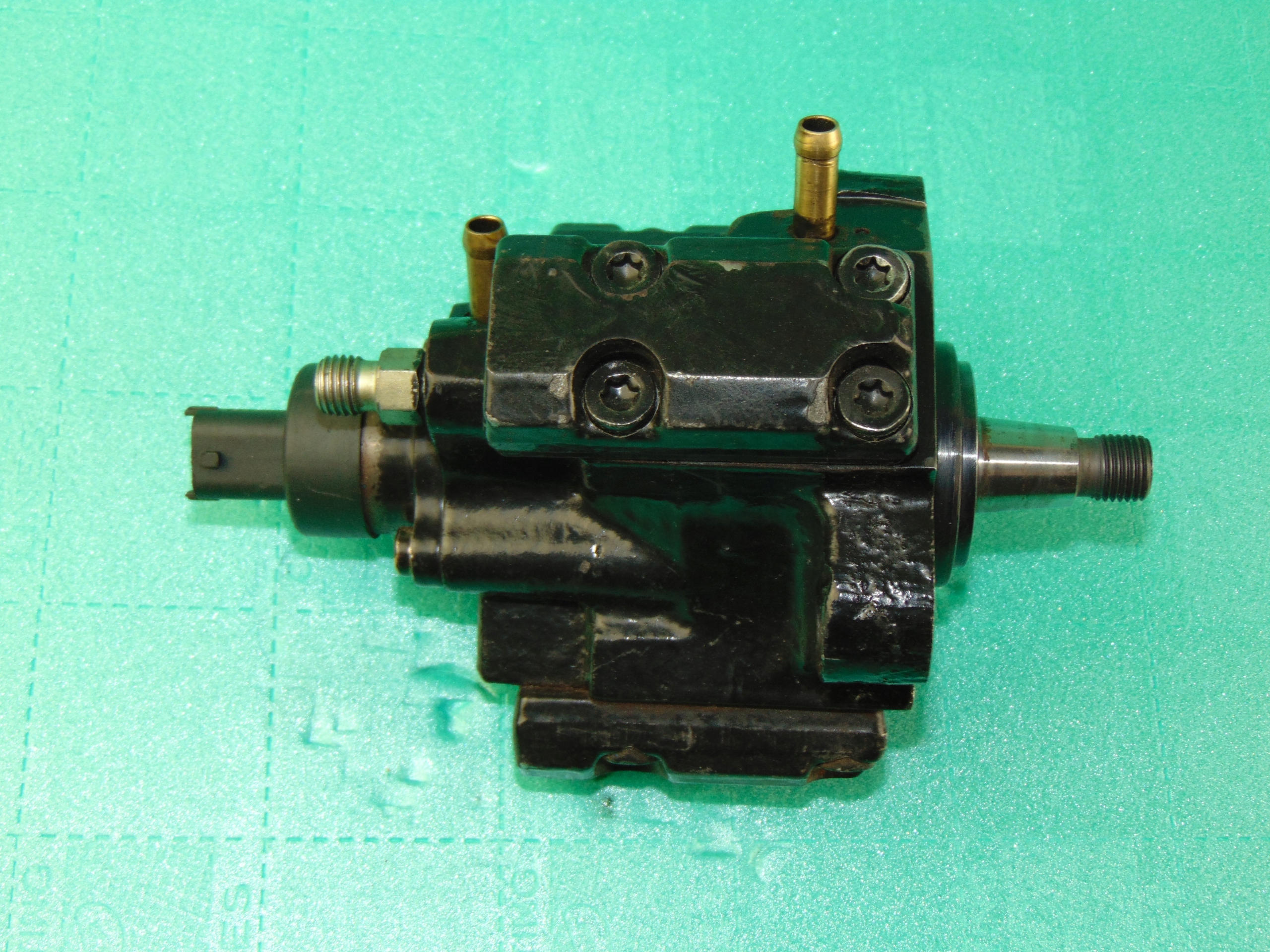 Einspritzpumpe FIAT 1,9JTD 0445010007